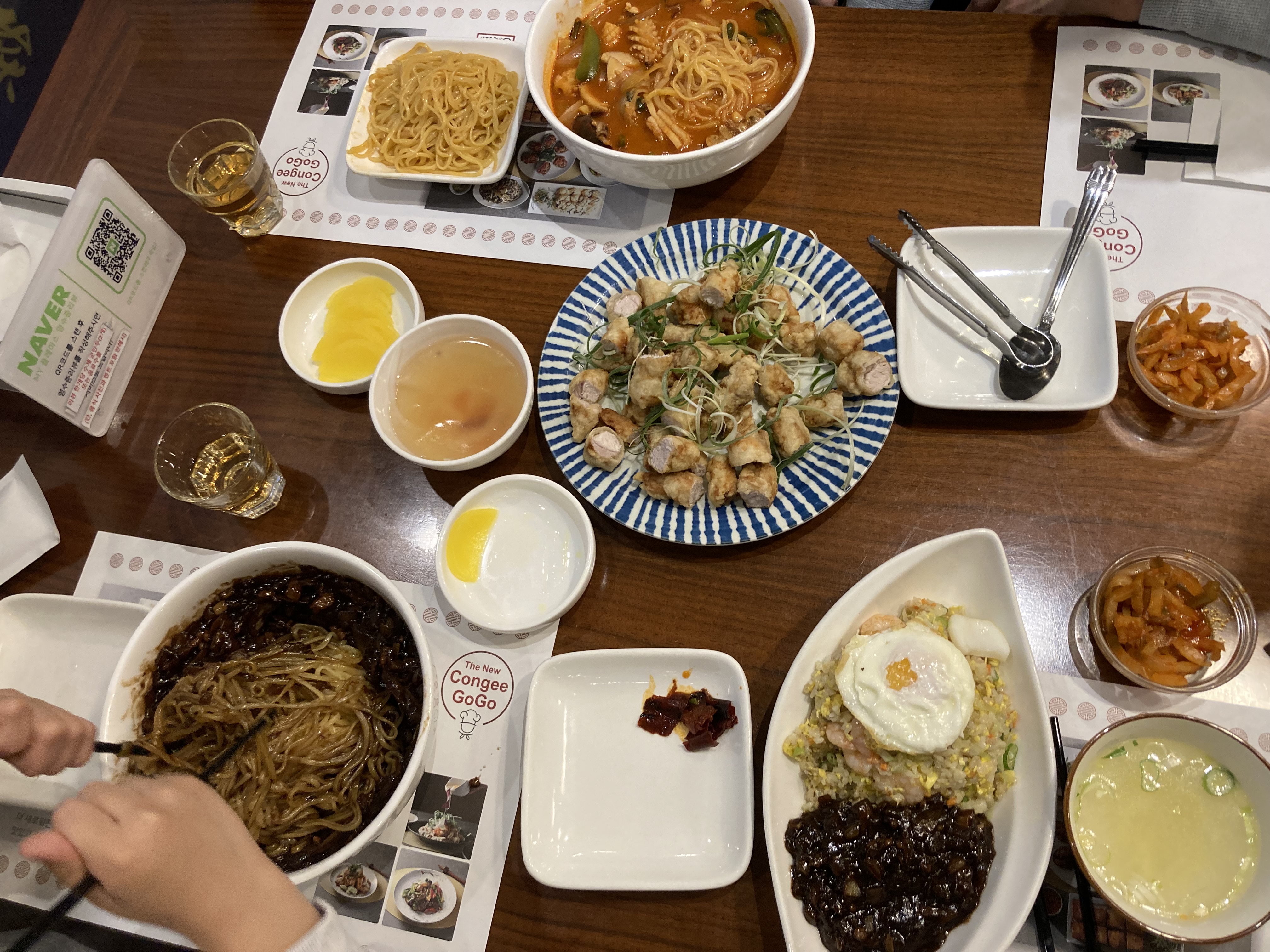 아이들이랑 중식 먹을 때면 늘 칸지고고 평촌점에 와요. 같은 체인이라도 저희 동네보다 여기