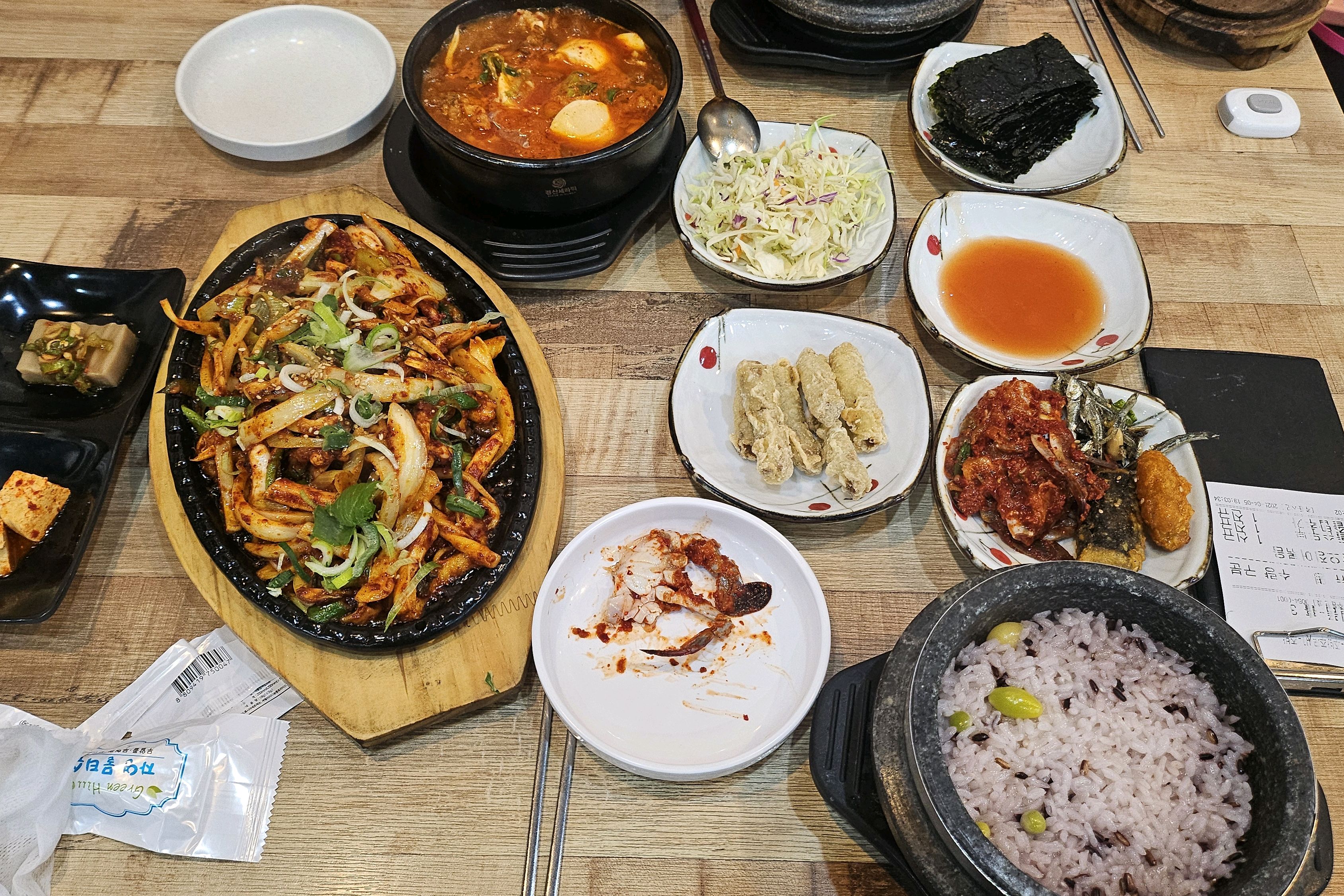 날이 추웠어서 뜨끈한 국물 생각이 나서 왔어요 - 제주 맛집 일품순두부 하귀점