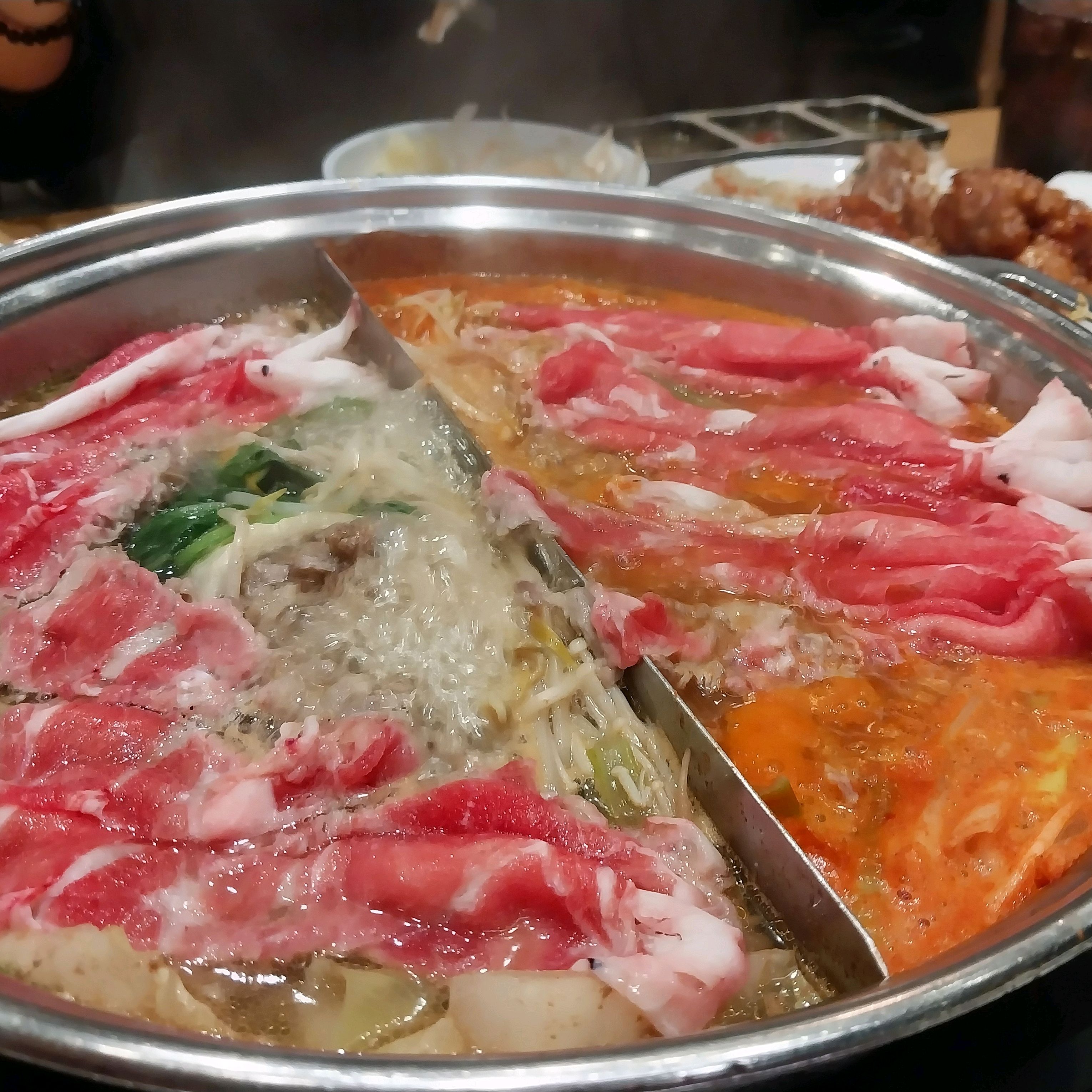 샤브20 갈때마다 너무 만족스러워서 물개박수가 절로나오는 김해샤브샤브맛집!! 진짜 리뉴얼됬