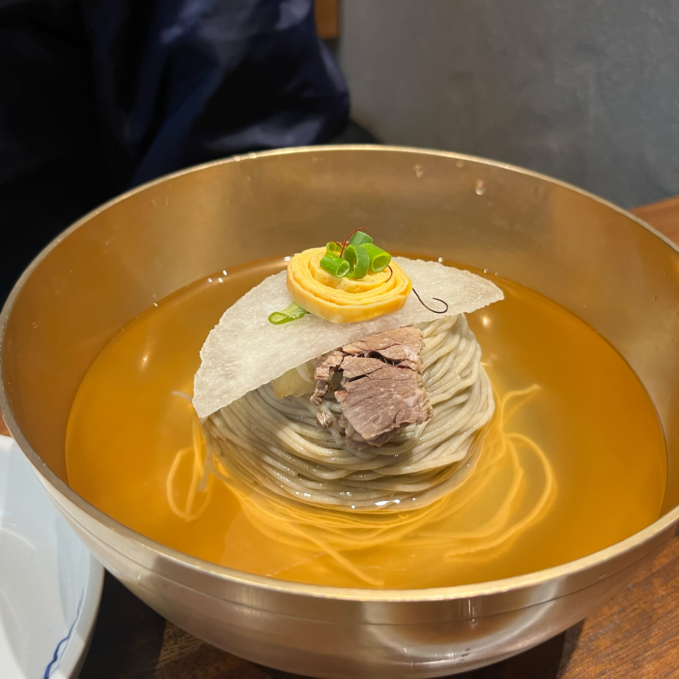 평양냉면은 처음이었는데 슴슴한게 맛있었움 ㅎㅎ 다음에 또 오고 싶은 곳 - 서교동 맛집 서관면옥 홍대점