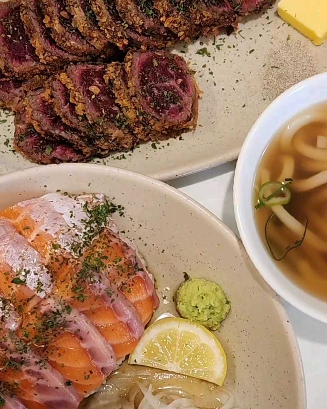 오랜만에 방문해서 연어덮밥과 규카츠 맛있게 먹고 갑니당! - 인천 맛집 소연옥 인천부평점