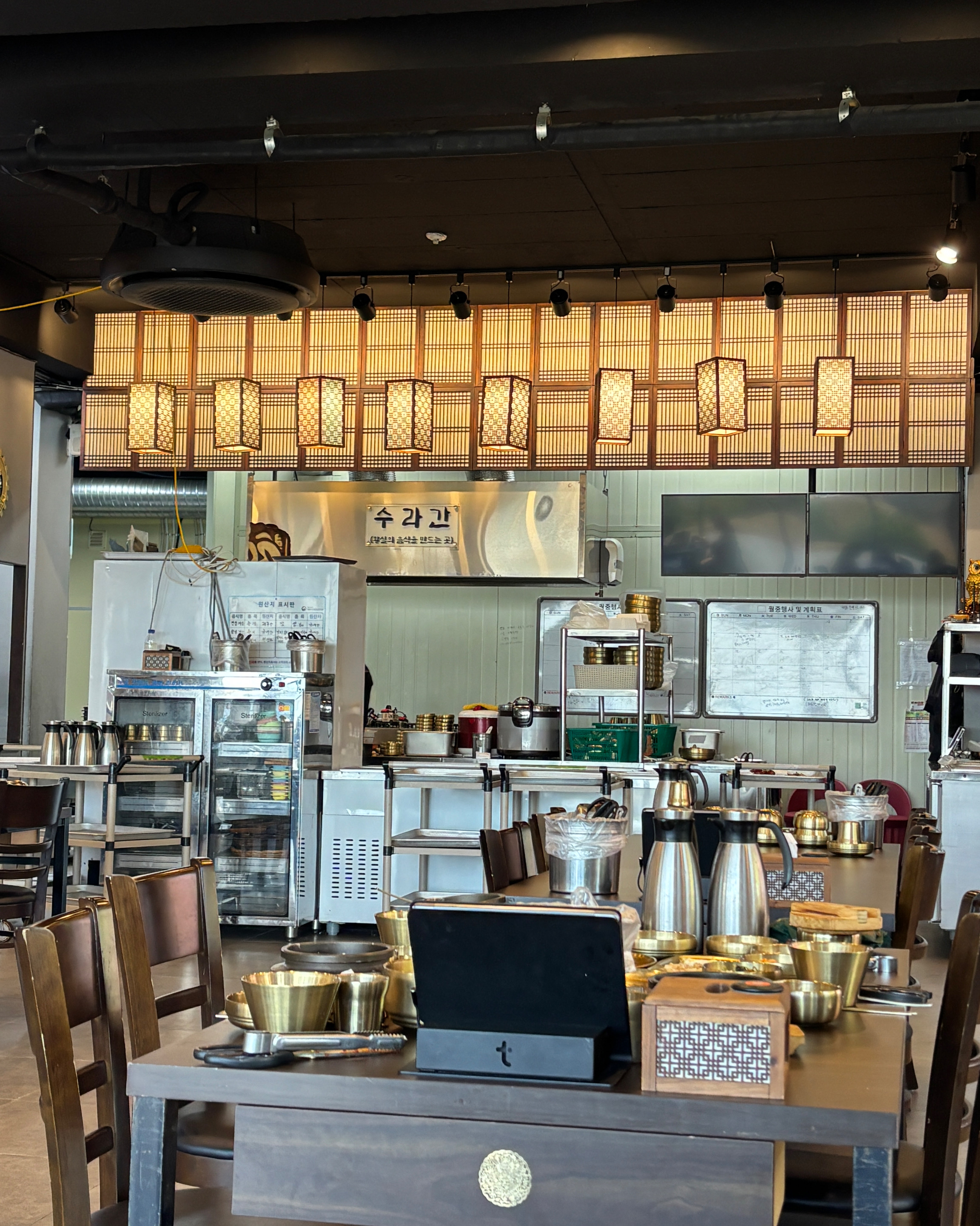 맛있고 깔끔해서 싹 비웠어요 - 제주 맛집 하귀 보배쌤보리김치와게장