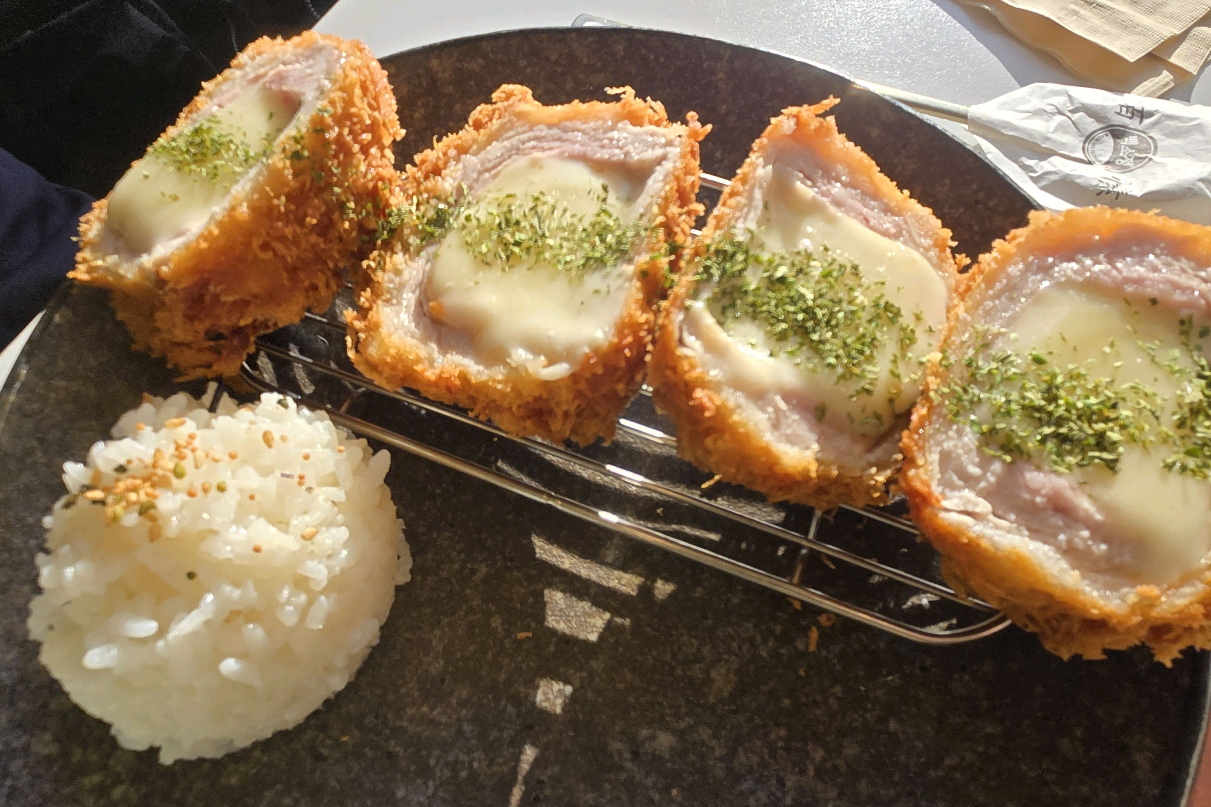 모짜렐라치즈가츠 맛있습니다! - 제주 맛집 백소정 신제주연동점