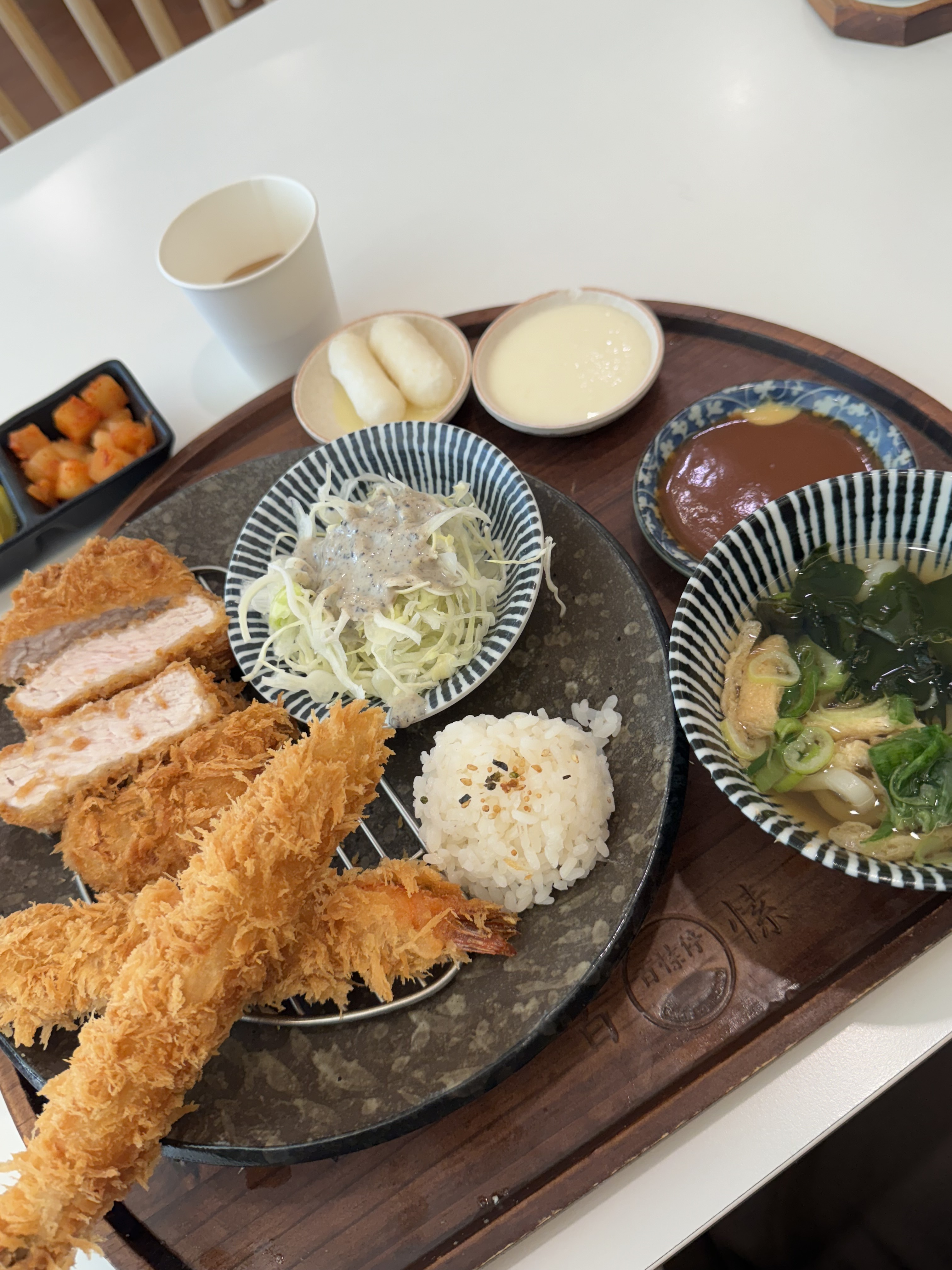 돈까스 땡길 때마다 오는 곳이에오! 새우튀김듀 맛나용❤️ - 부천역 맛집 백소정 부천역점