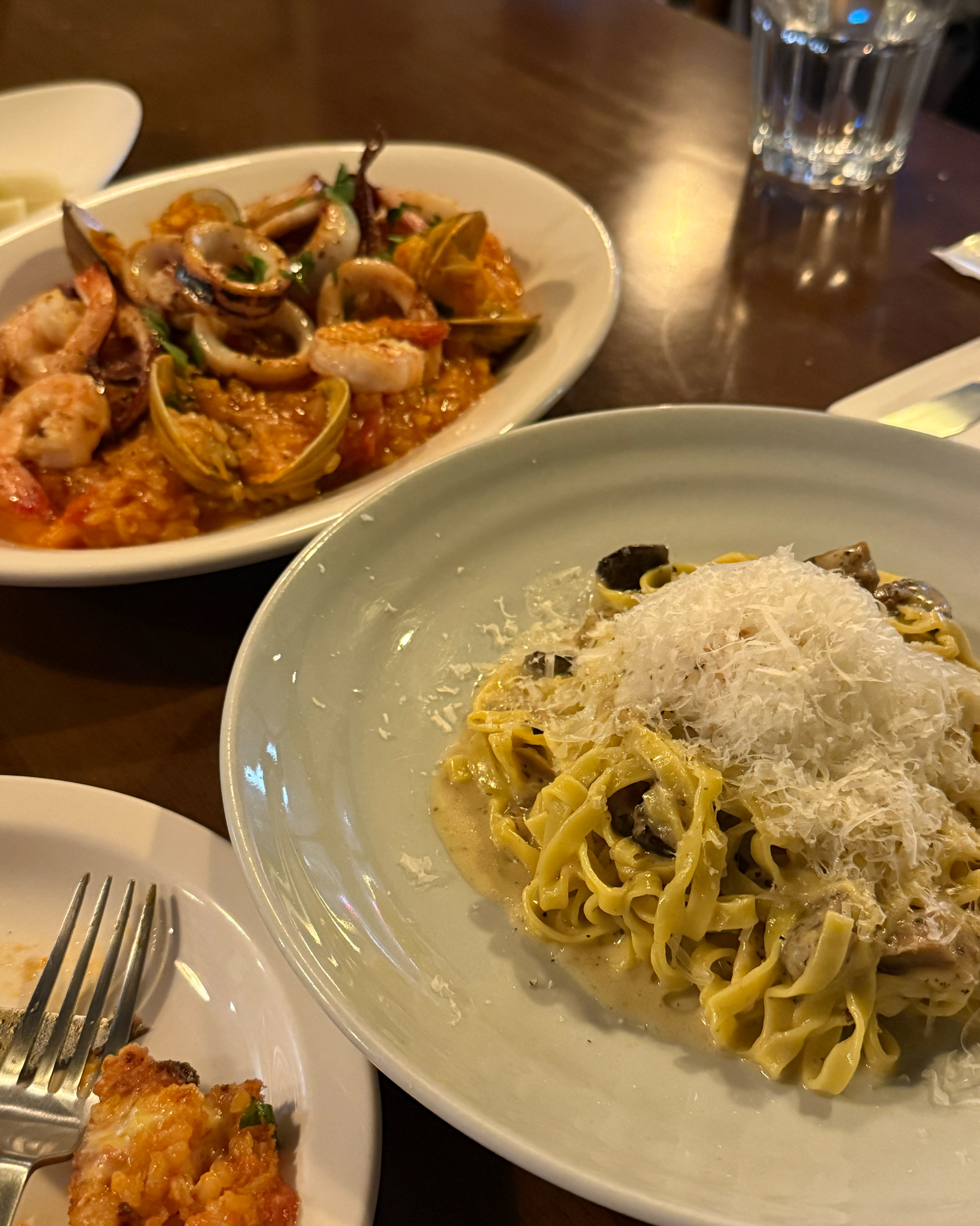 망원동 데이트하면서 양식이 먹고싶어서 찾아온 곳이에요~~~아란치니 너무 맛있고, 해산물 리