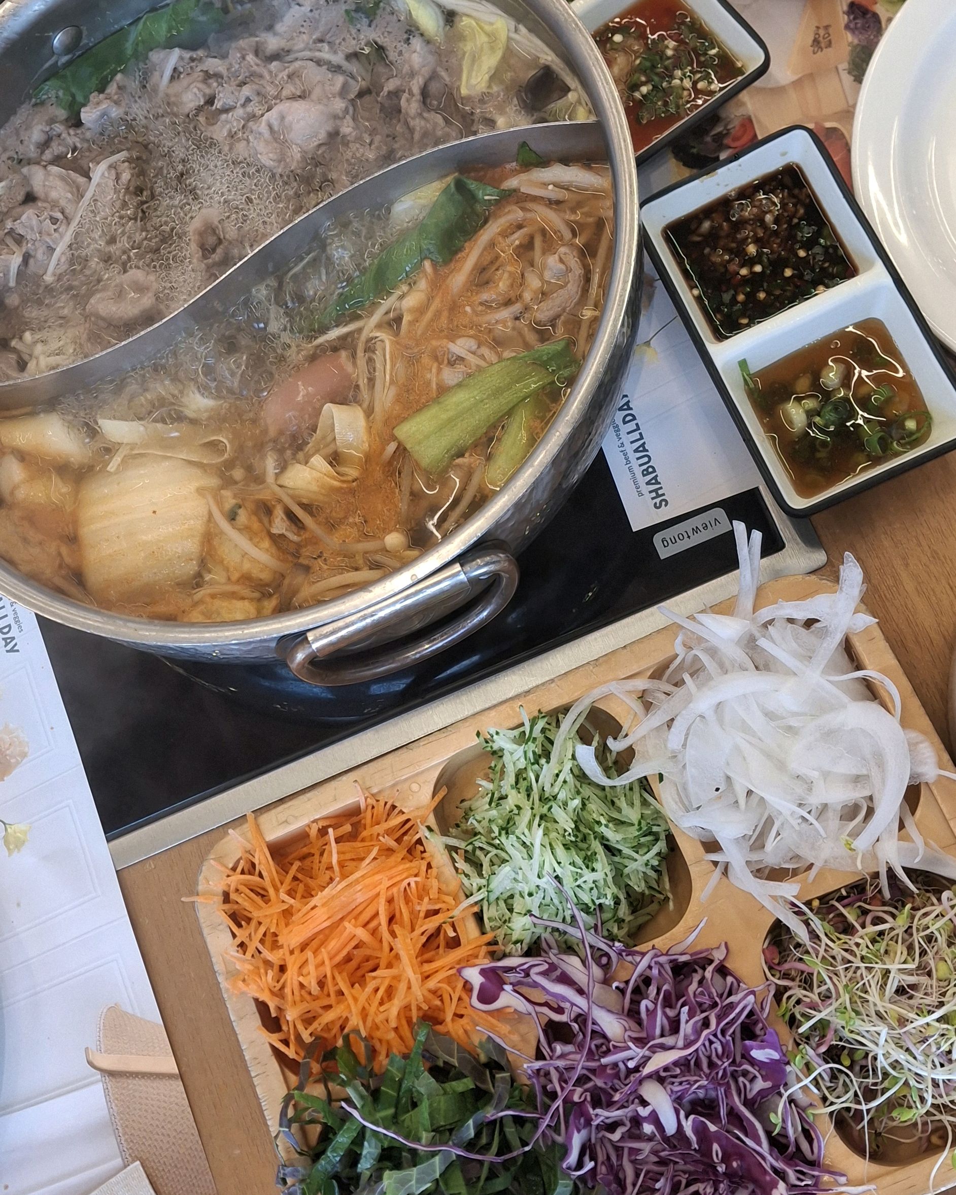 초창기때랑은 많이 달라져서 좋아요! 맛있게 잘 먹었네요^^ - 운양동 맛집 샤브올데이 김포운양점
