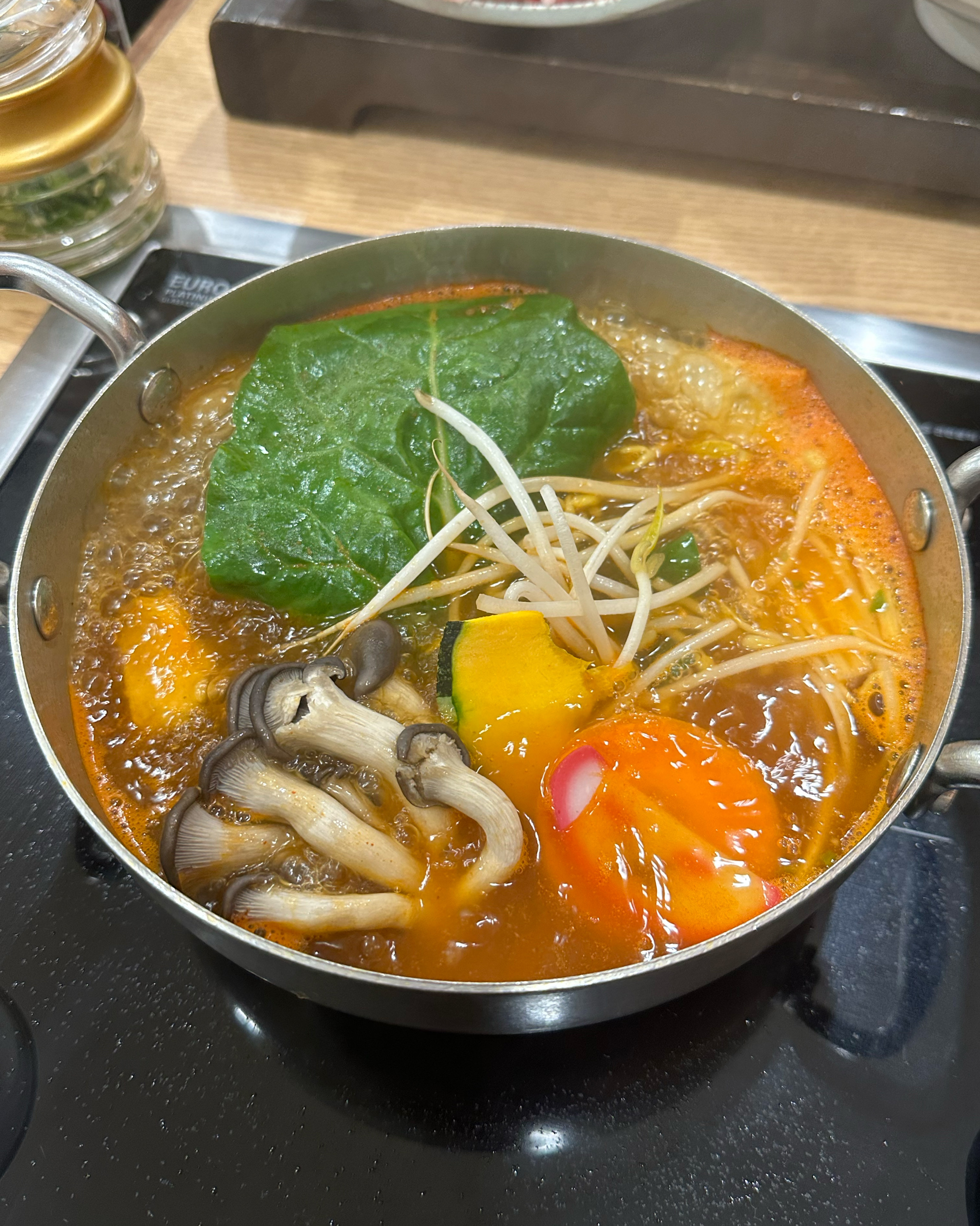 단짠(간장육수) - 우삼겹 12.9 - 불당동 맛집 청담동샤브 천안펜타포트점