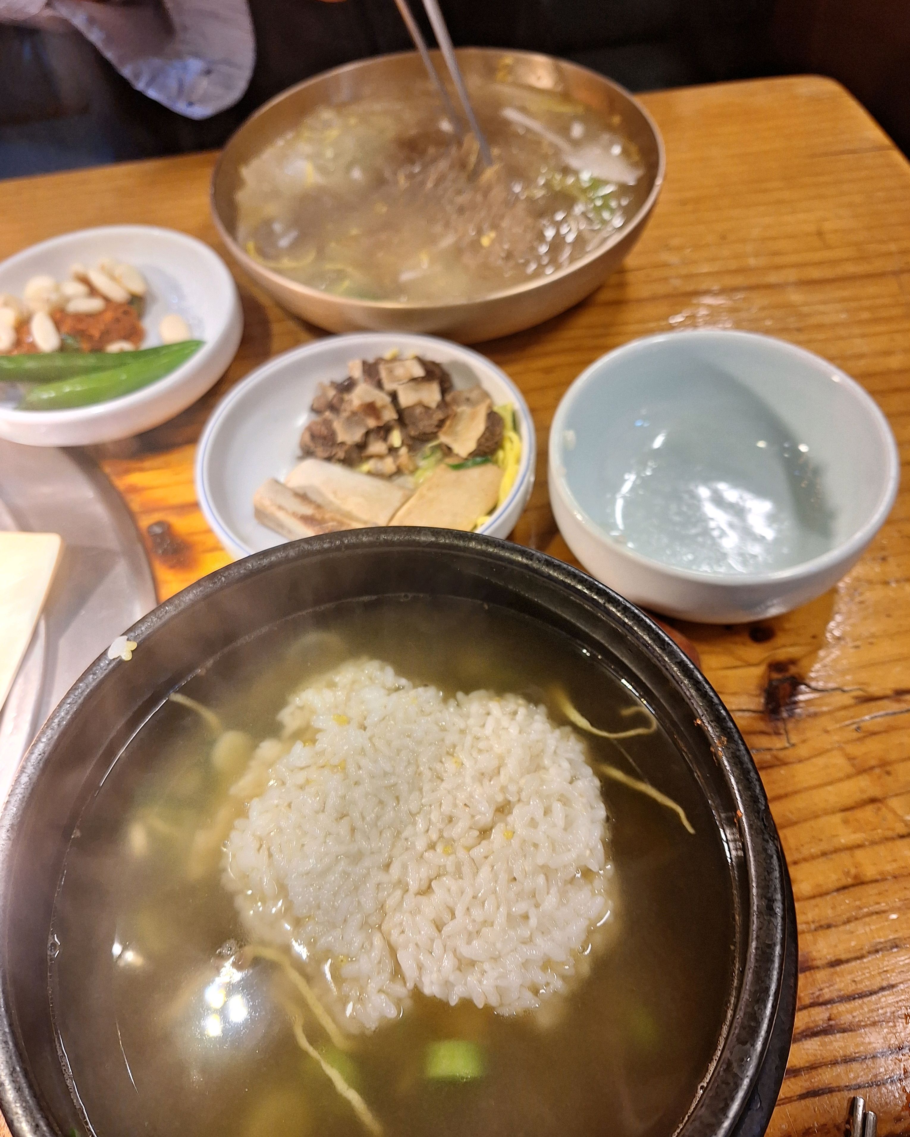 ❤️자주 가는 맛집 입니다. 다만 커피쿠폰 받고 커피 마시러가면. 커피 가. 맹물. 입