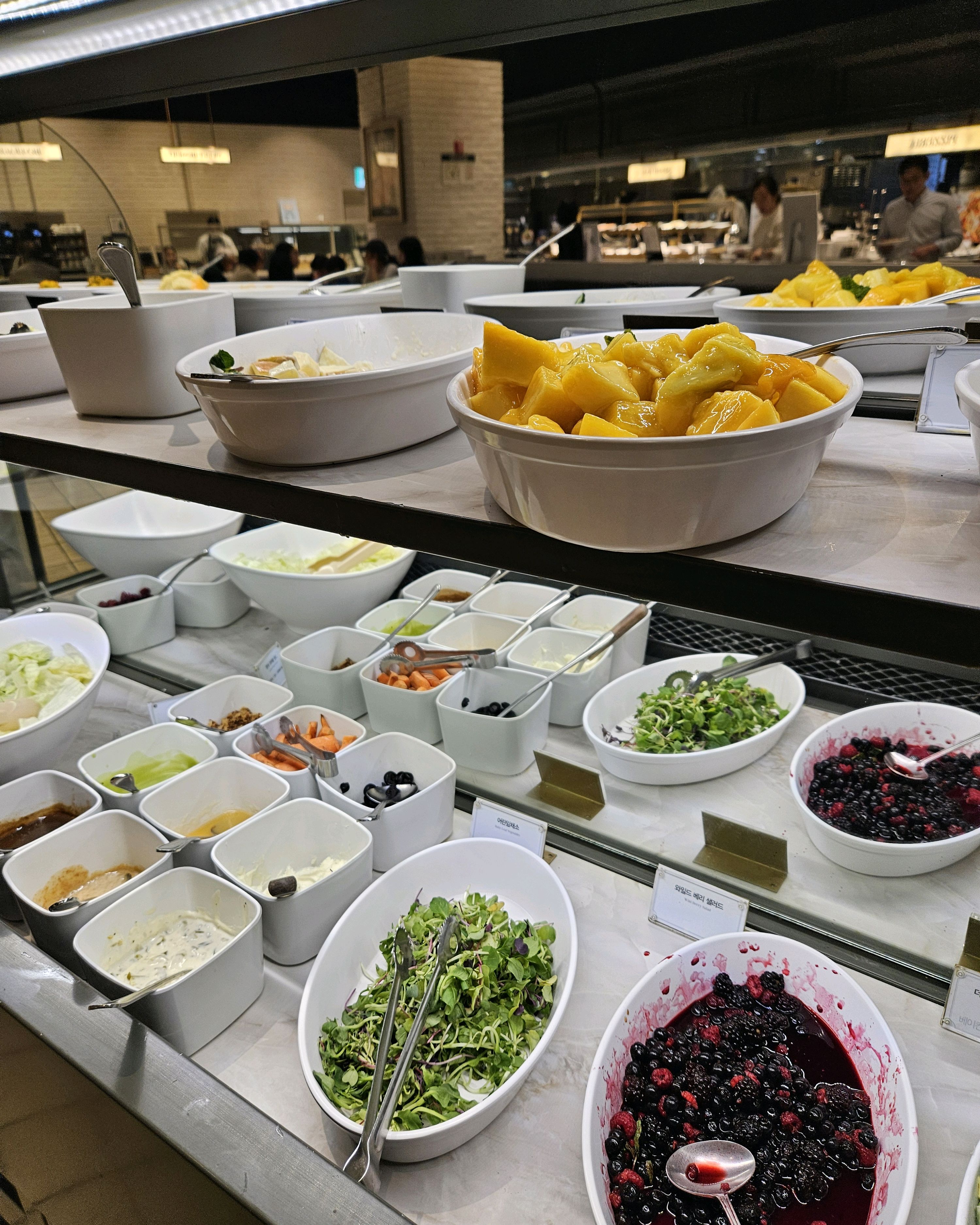 가족과 함께 왔는데 모든 음식들 다 맛있습니다! - 수지 맛집 애슐리퀸즈 롯데몰 수지점