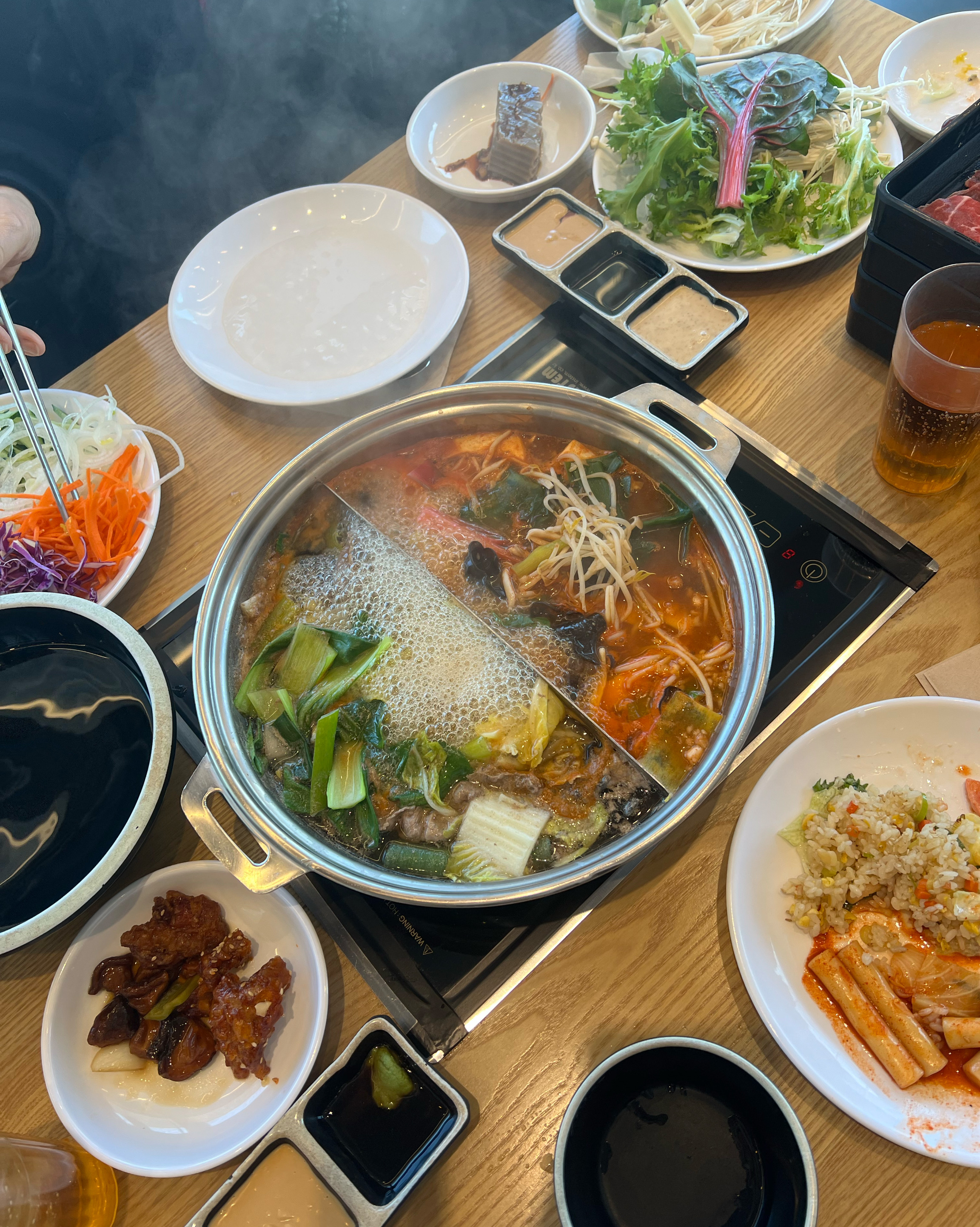 샤브20 괴정,광안리,영도점 가봤는데 그 중에 맛, 서비스 제일 별로입니다 아버지 생신이라