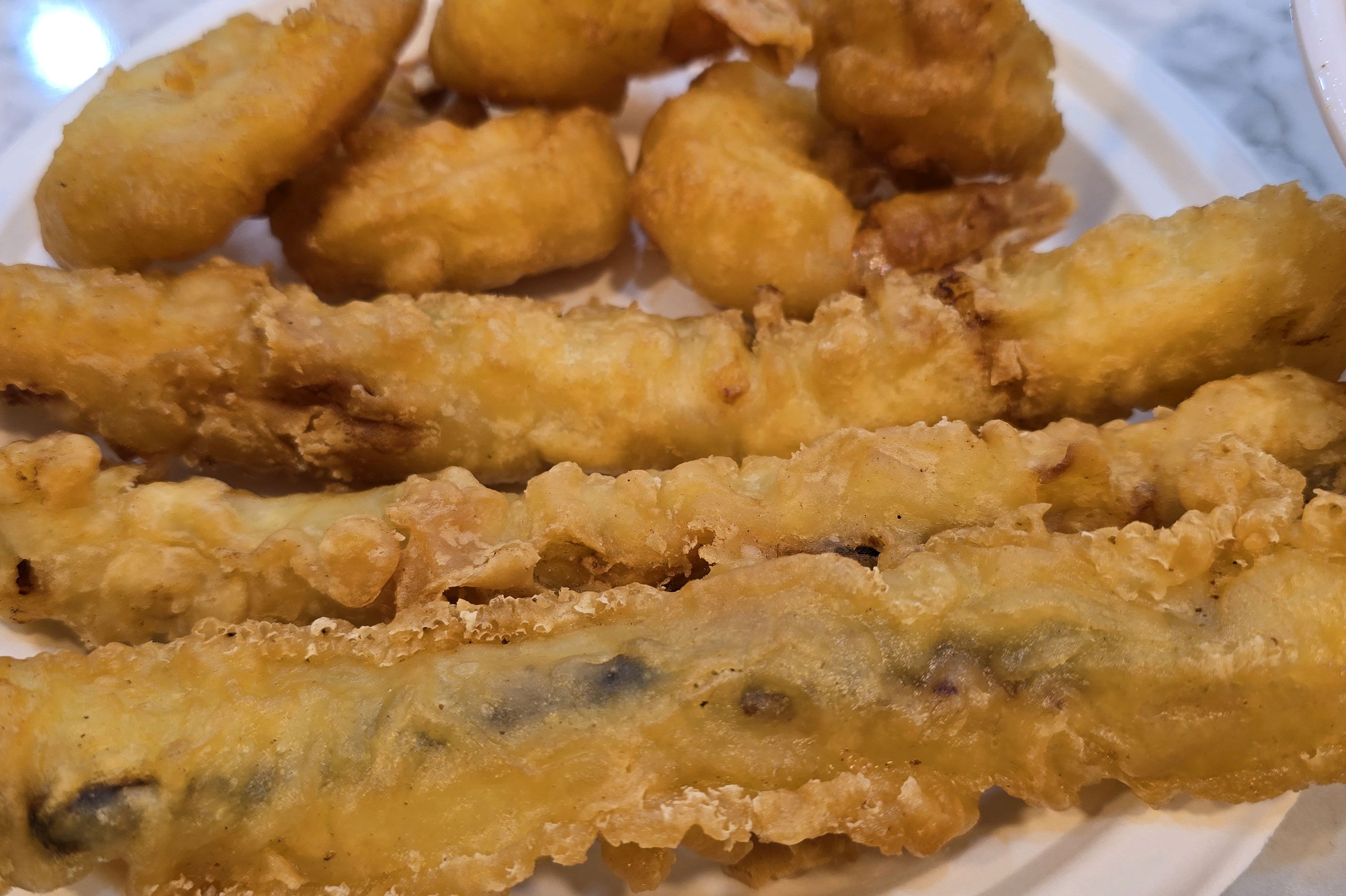 솔직히..맛집인지 모르겠어요 - 아바이마을 맛집 현태네튀김 속초중앙시장본점