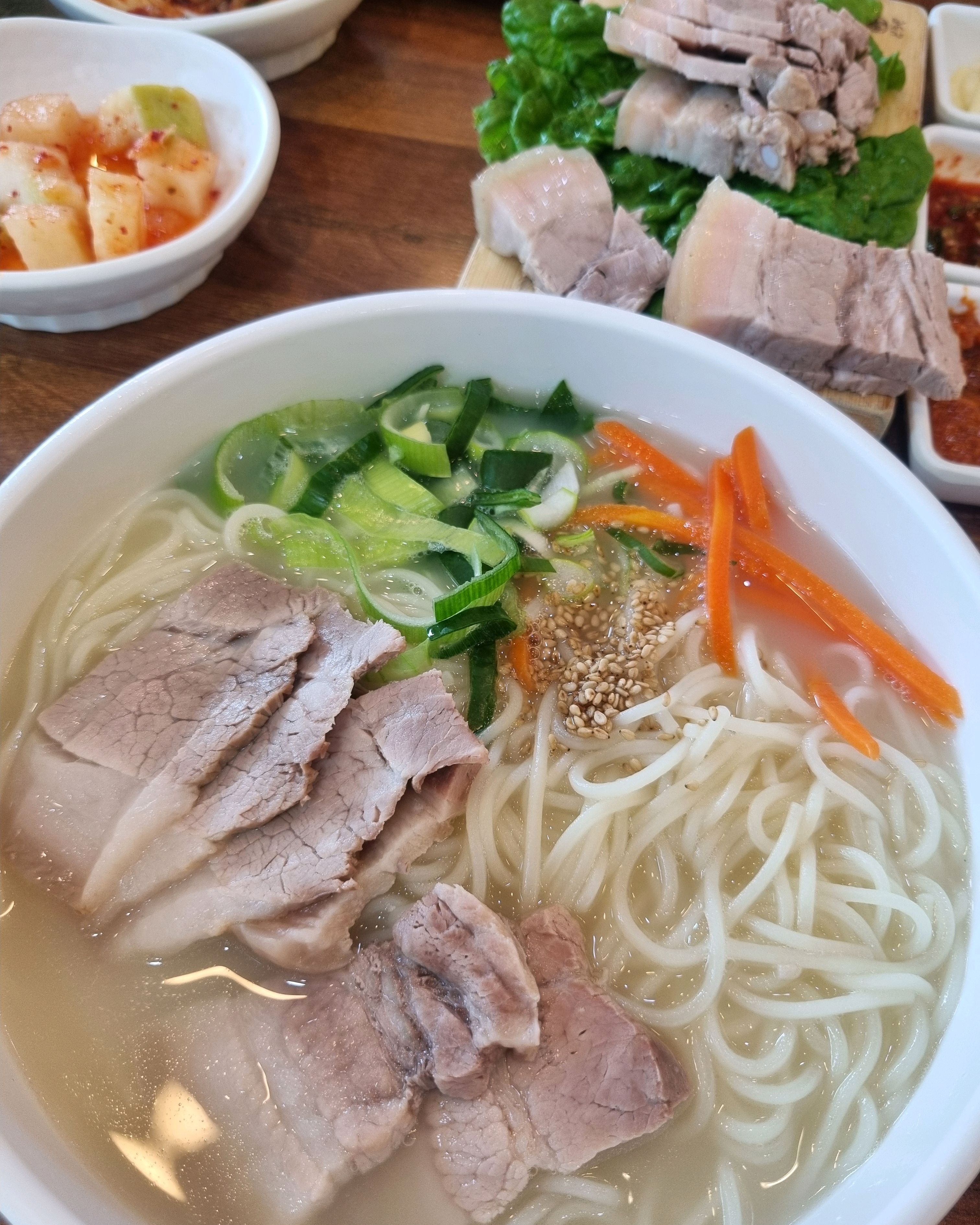 작년에 왔다가 완전 감동받아서 올해 또 간집♡ 올해도 맛있게 먹었지만 작년의 감동은 진짜 