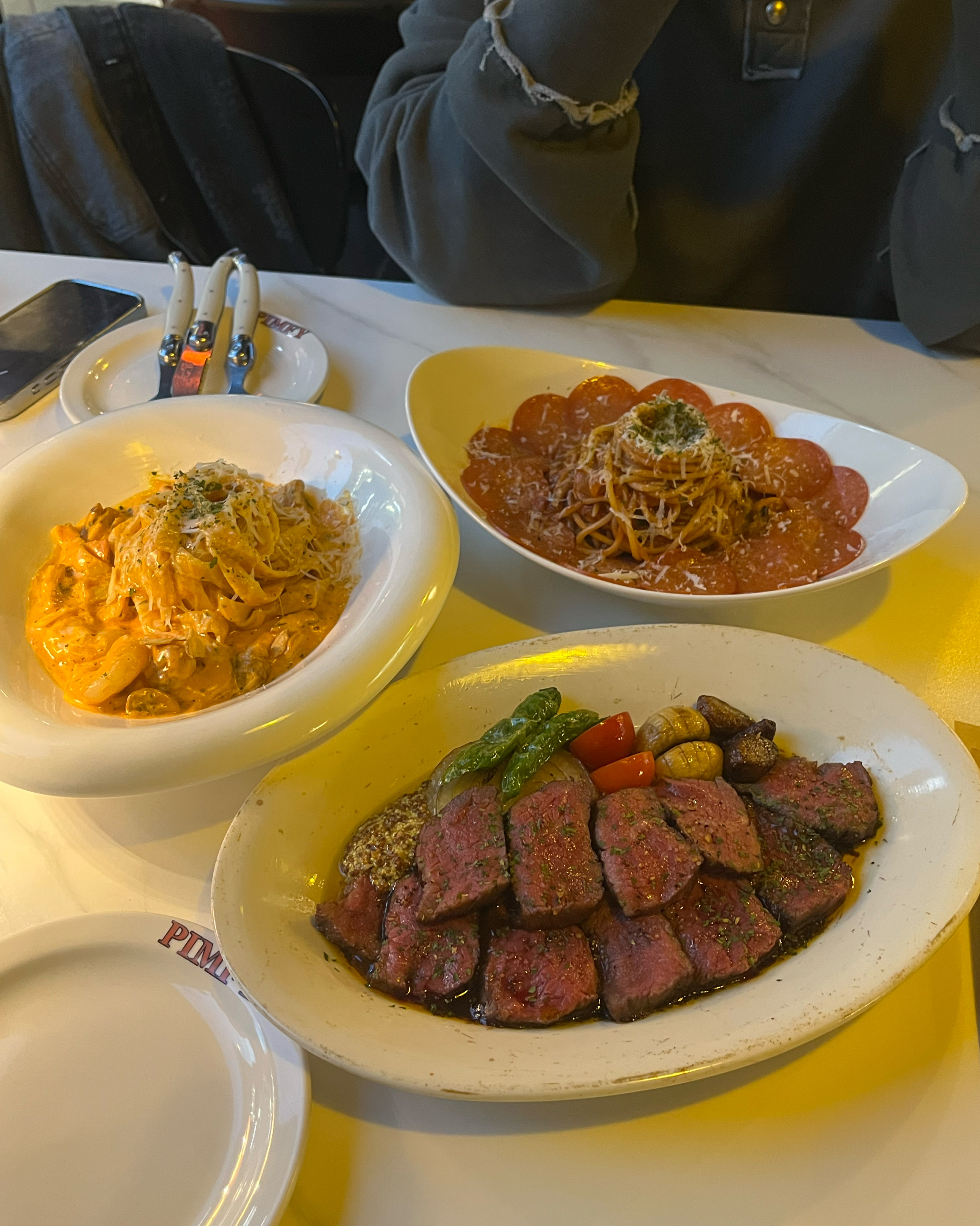 너무 맛있네용 스테이크 꼭 드세요! - 성수역 맛집 핌피 성수