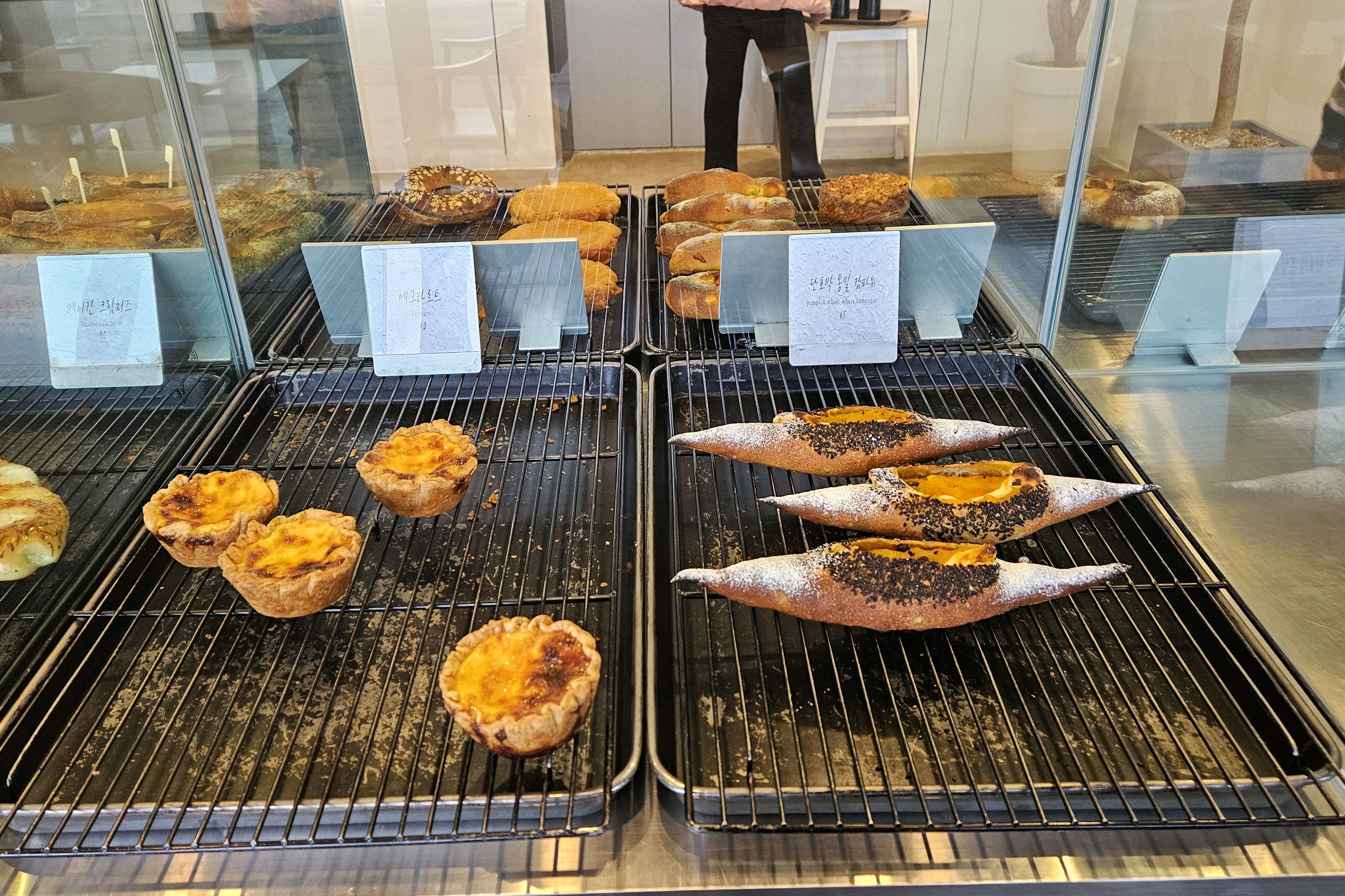 뷰도 별로던데 쓸때없이 비쌈.. - 제주 맛집 에오마르