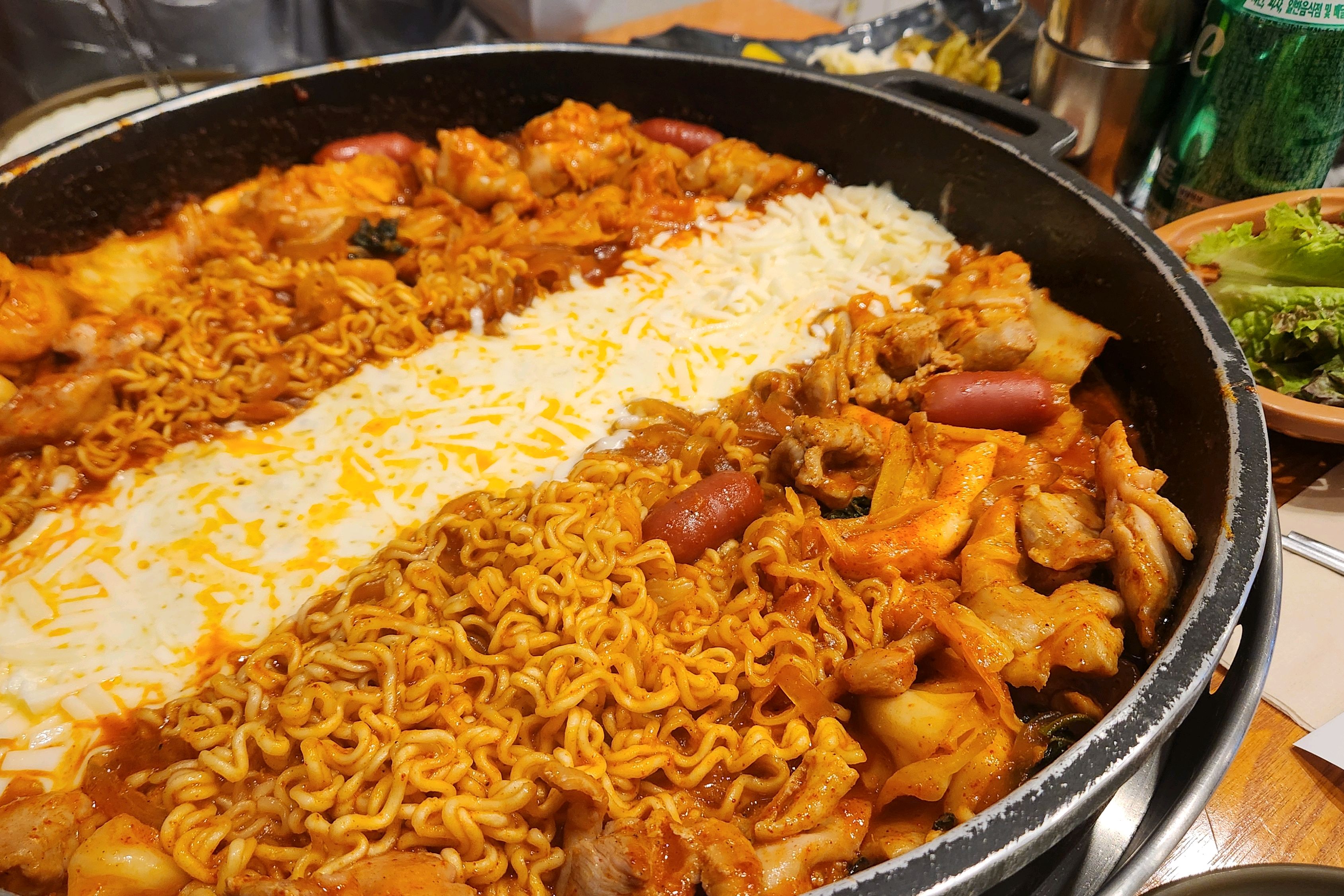 닭갈비 오랜만에 먹으니까 맛있네요~ - 천호동 맛집 천호닭갈비