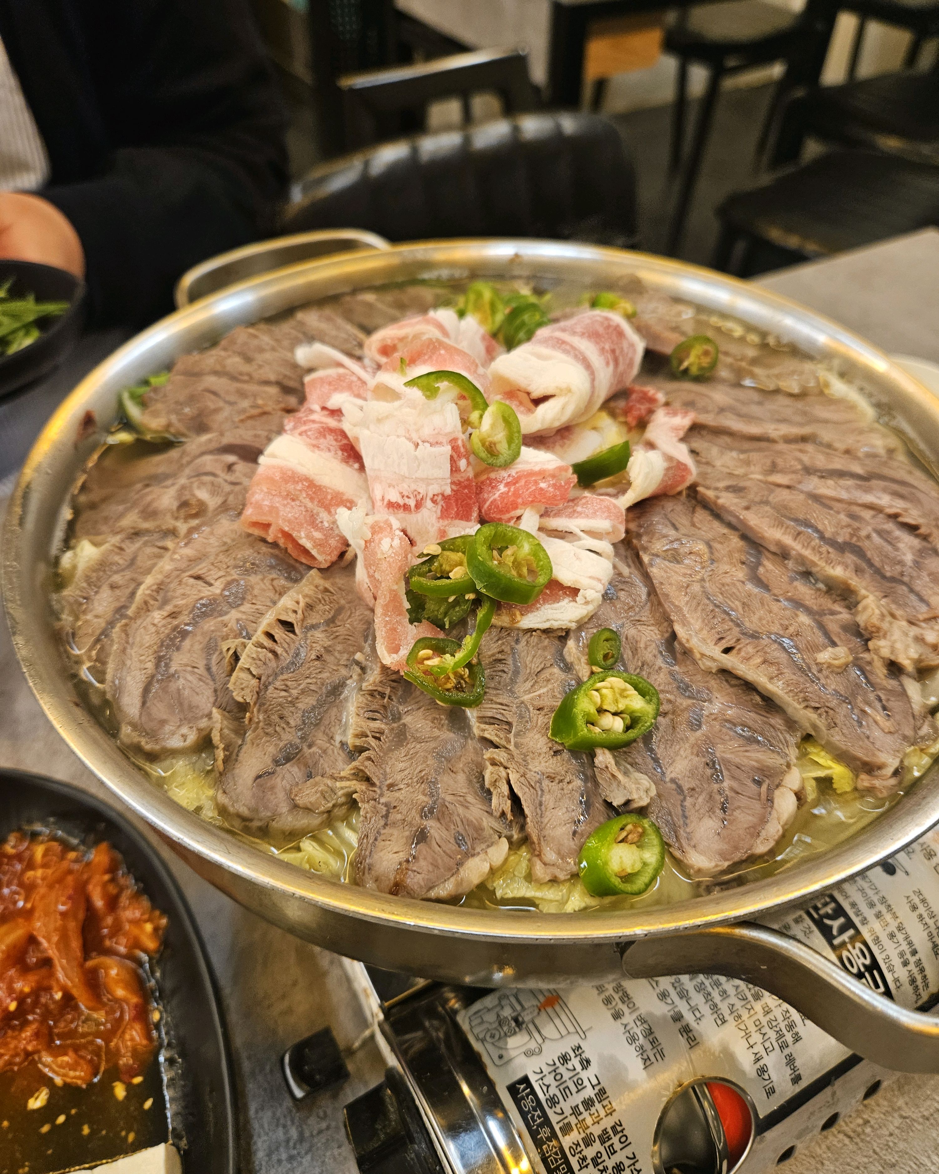 이사온지 일년넘게 못왔던곳 ㅠㅠㅠㅠ동네떠나기전에 들렸는데 왜진작안왔나 후회ㅠㅠㅠㅠㅠㅠ고기엄
