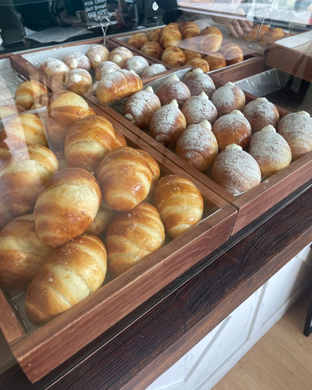 먹어본 소금 빵 중에 제일 맛있었어요 - 불당동 맛집 소금도화