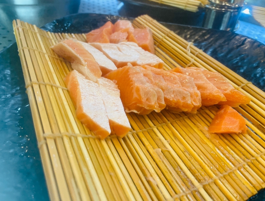 초밥은 손님오면 마르지않고 맛있게 먹을수있게 - 송탄 맛집 추천 쿠우쿠우 송탄점