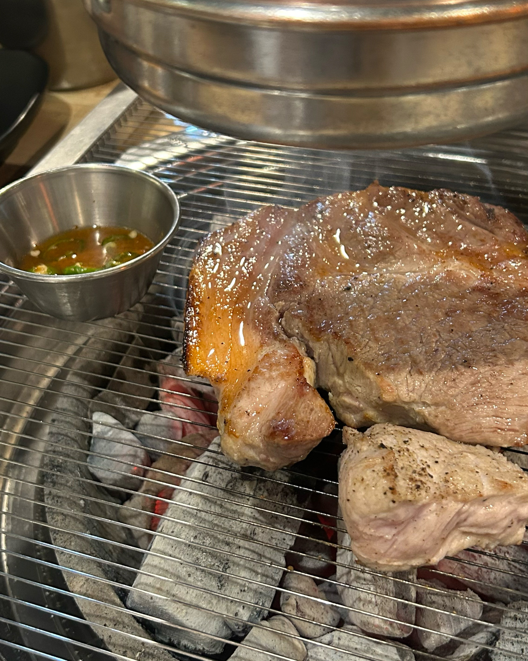 목살이 진짜 맛있네요 - 망원동 맛집 망원동고기집 본점
