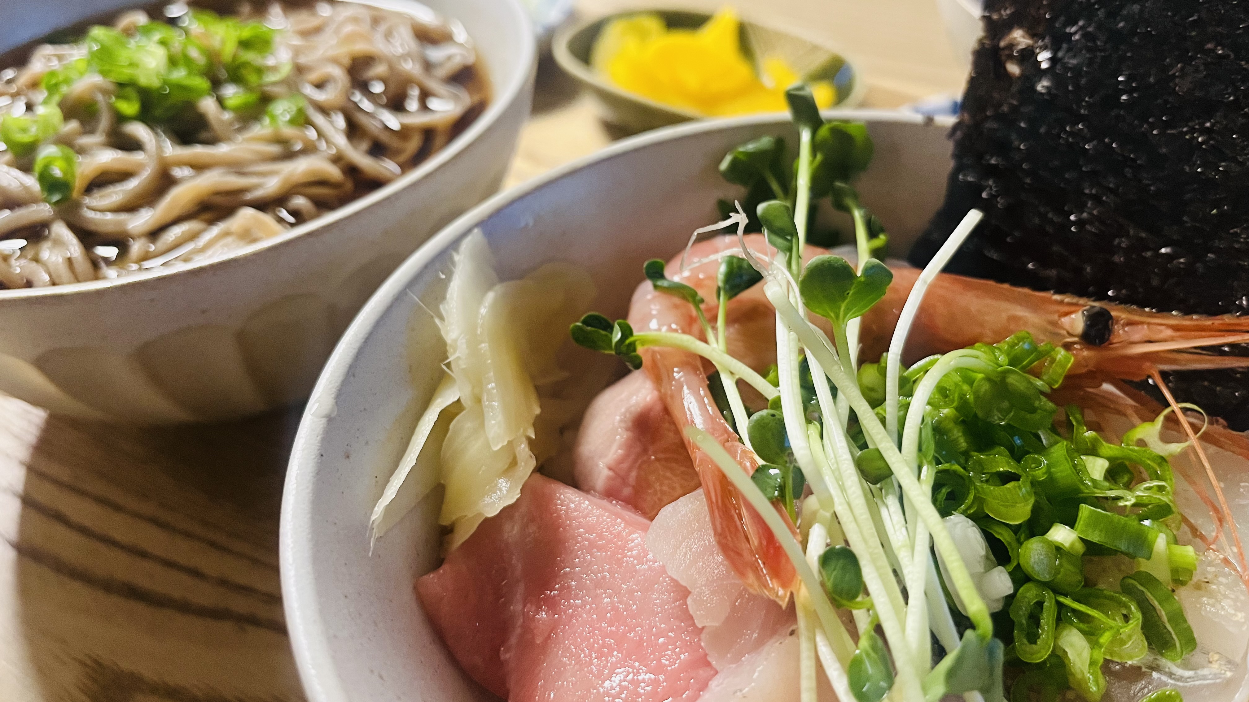 가격도 도산공원 쪽에서 착한 편이고 에비수 생맥도 너무 귀엽고 맛있어요🥹👍👍👍담에는 친구랑