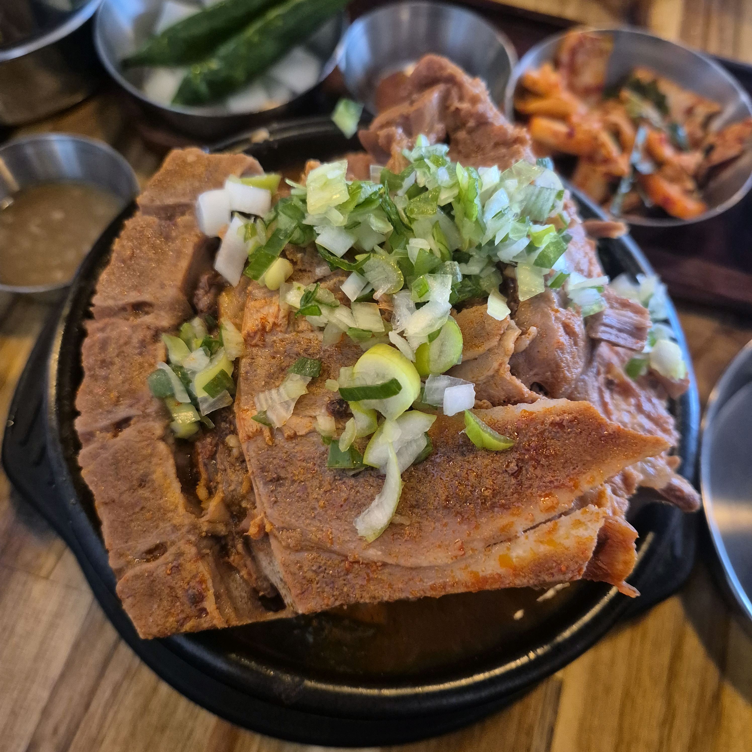 양이 많아요. - 천호동 맛집 봉이뼈해장국