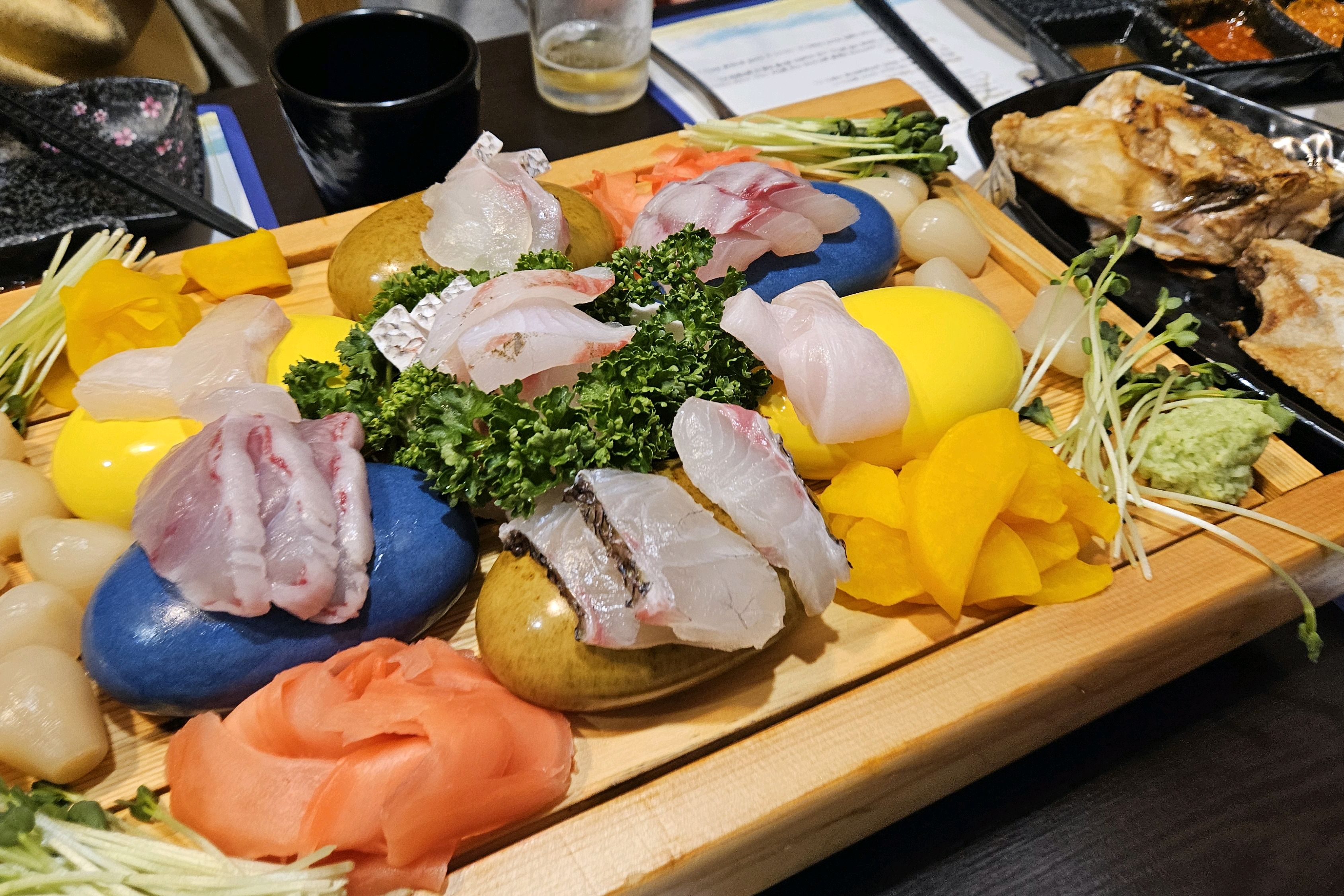 오랜만에 방문했는데 여전히 너무 맛있습니다! 무한리필인데 퀄리티도 너무 좋아요!!! - 반송동 맛집 물고기자리 동탄점