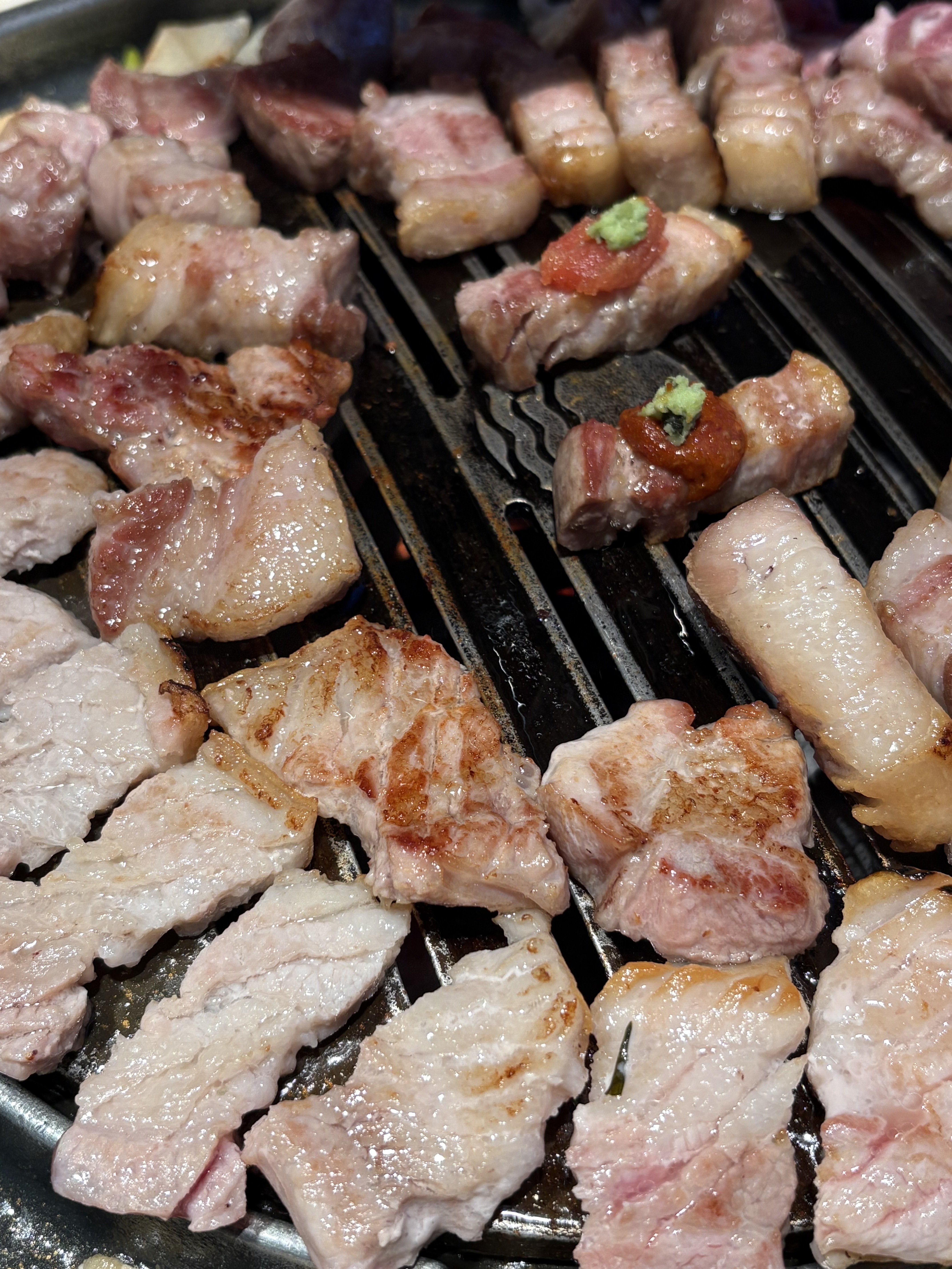 🔹주문 메뉴: 뼈대갈비, 뼈목살, 삼겹살 - 제주 맛집 숙성도 제주본점
