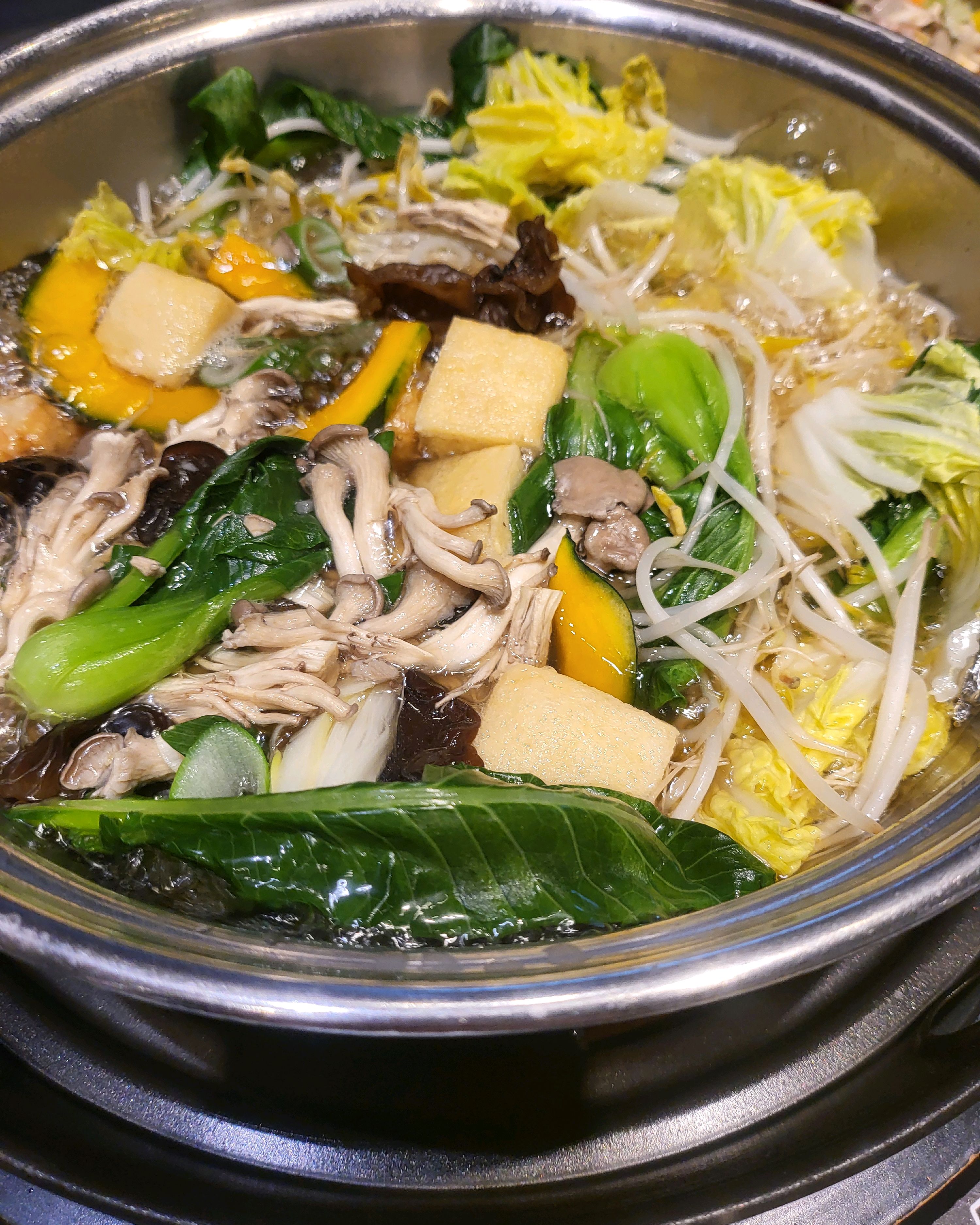 단호박 샐러드도 맛잇고 후식으로 커피랑 아이스크림도 먹을수 있어서 조아요 - 대전 용전동 맛집 소담촌 대전용전점