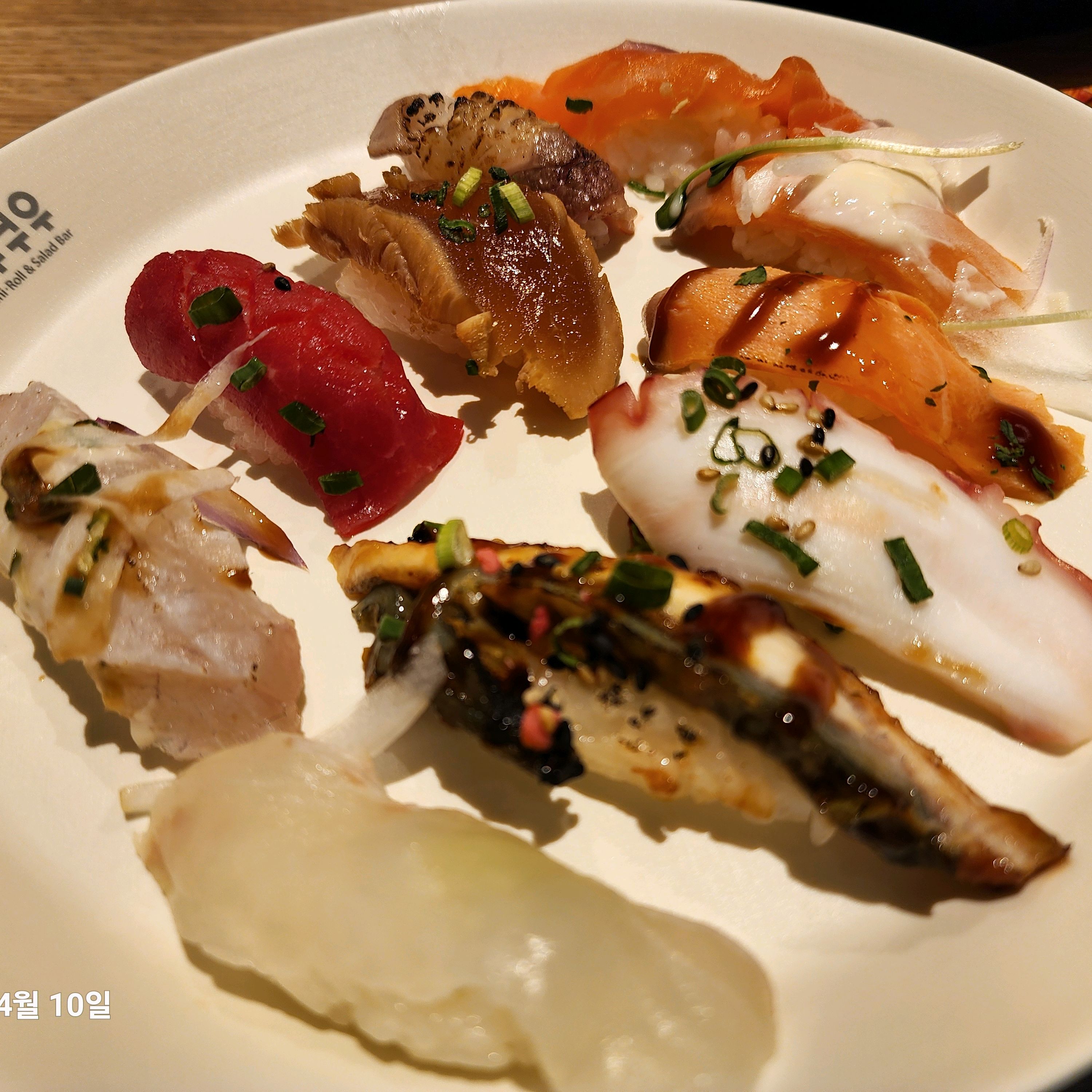 초밥 실컷 먹고 싶어서 평일 오후에 방문했어요 - 동탄 맛집 추천 쿠우쿠우 동탄점