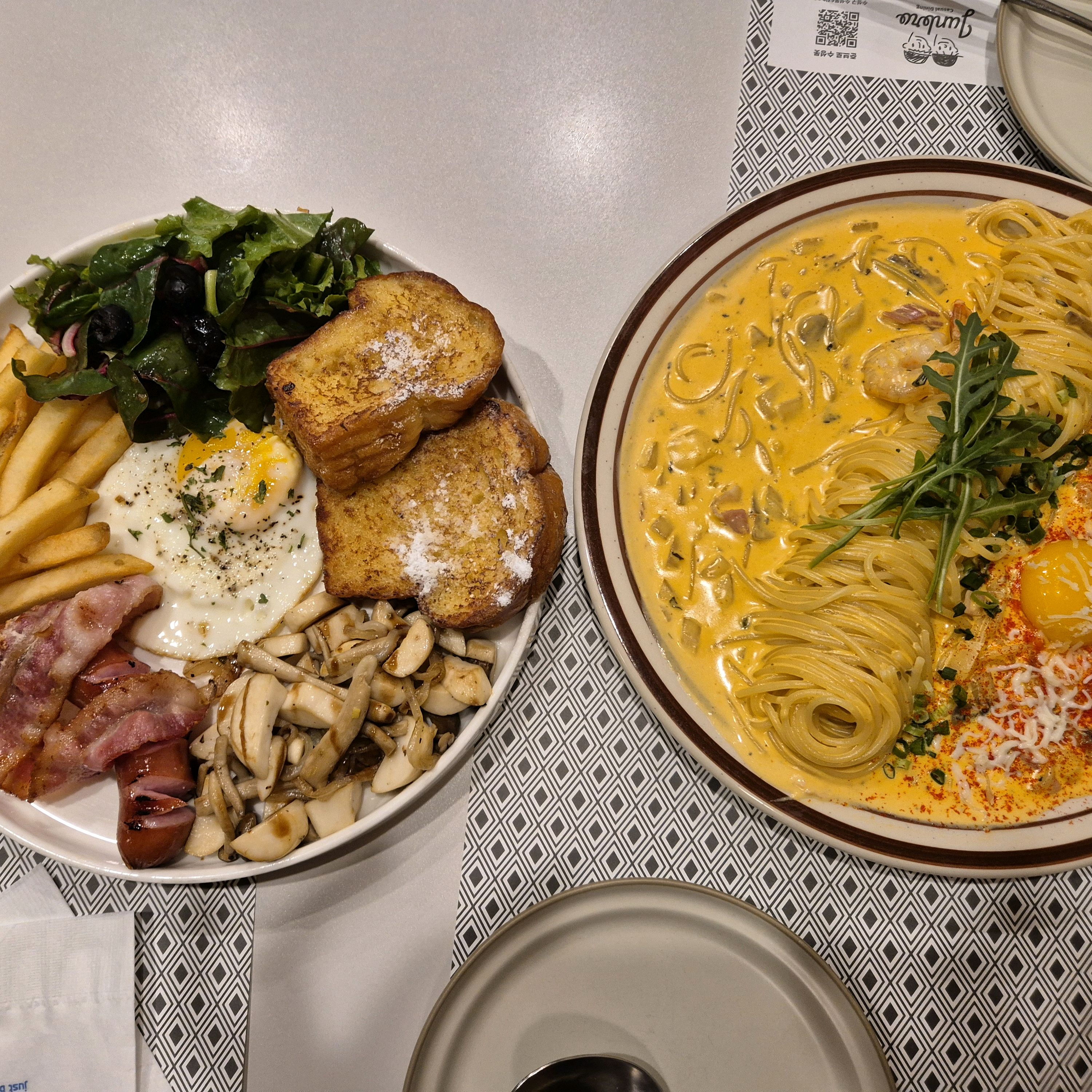 결혼기념일이라 파스타 맛집으로 찾아서 왔어요 - 대구 맛집 준브로수성못