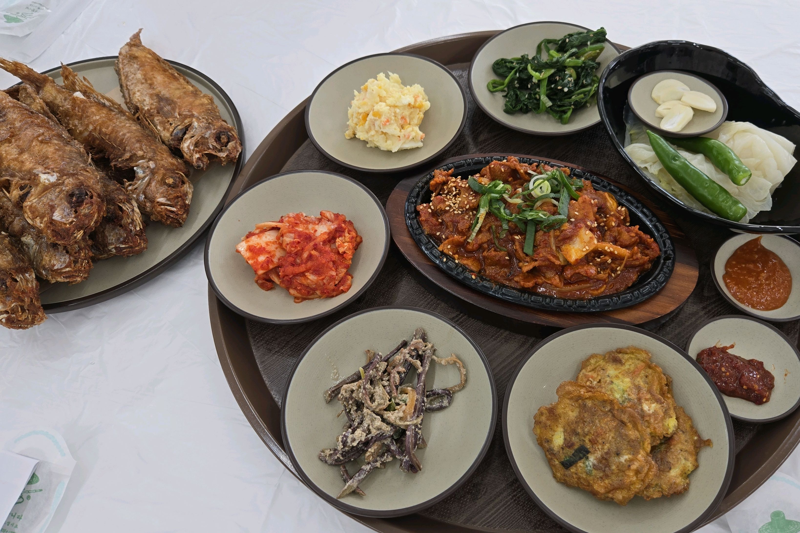 생선구이가 바삭하고 맛있어요~ - 제주 맛집 곤밥이 함덕점