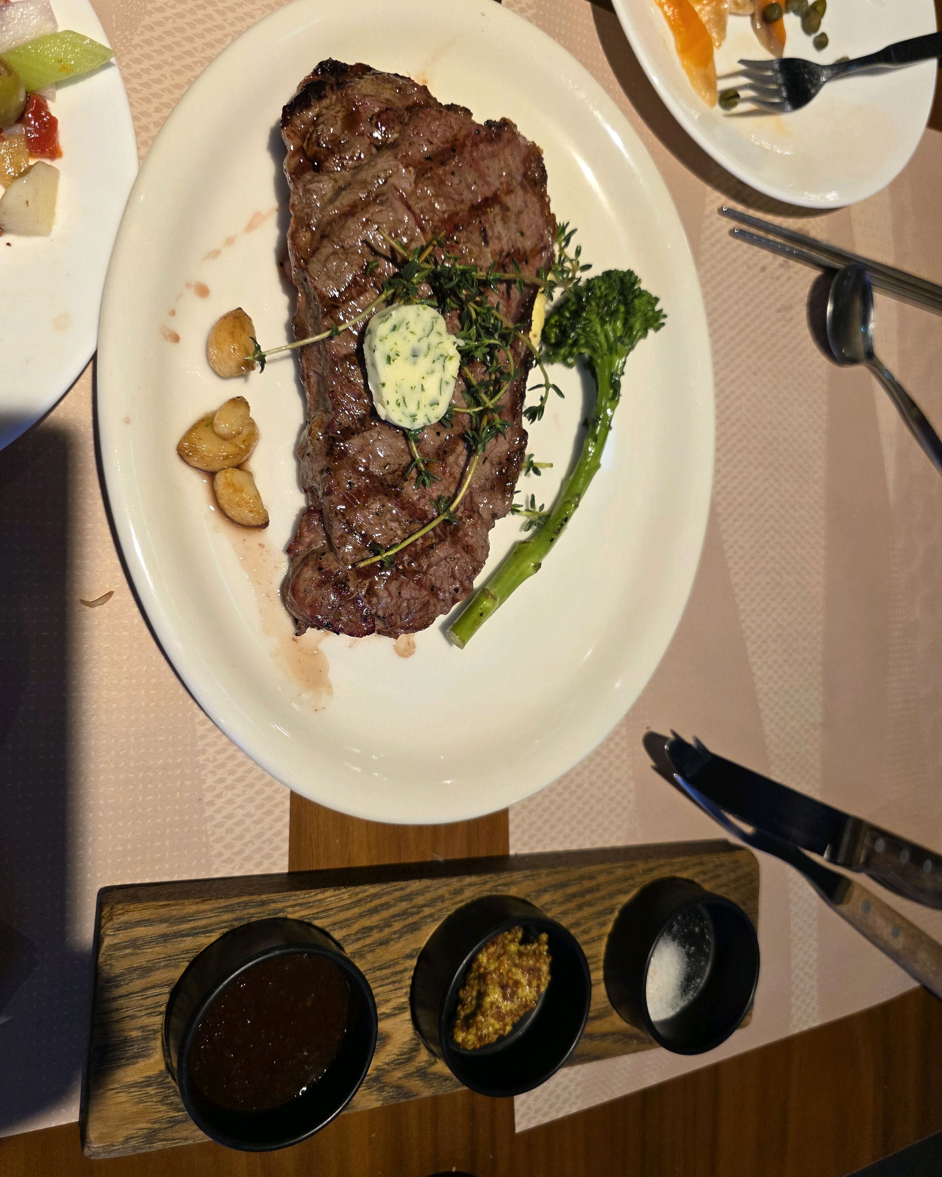 생일쿠폰 써서 스테이크도 먹고 즐거운 식사를 했습니다. - 정발산역 맛집 빕스 일산점