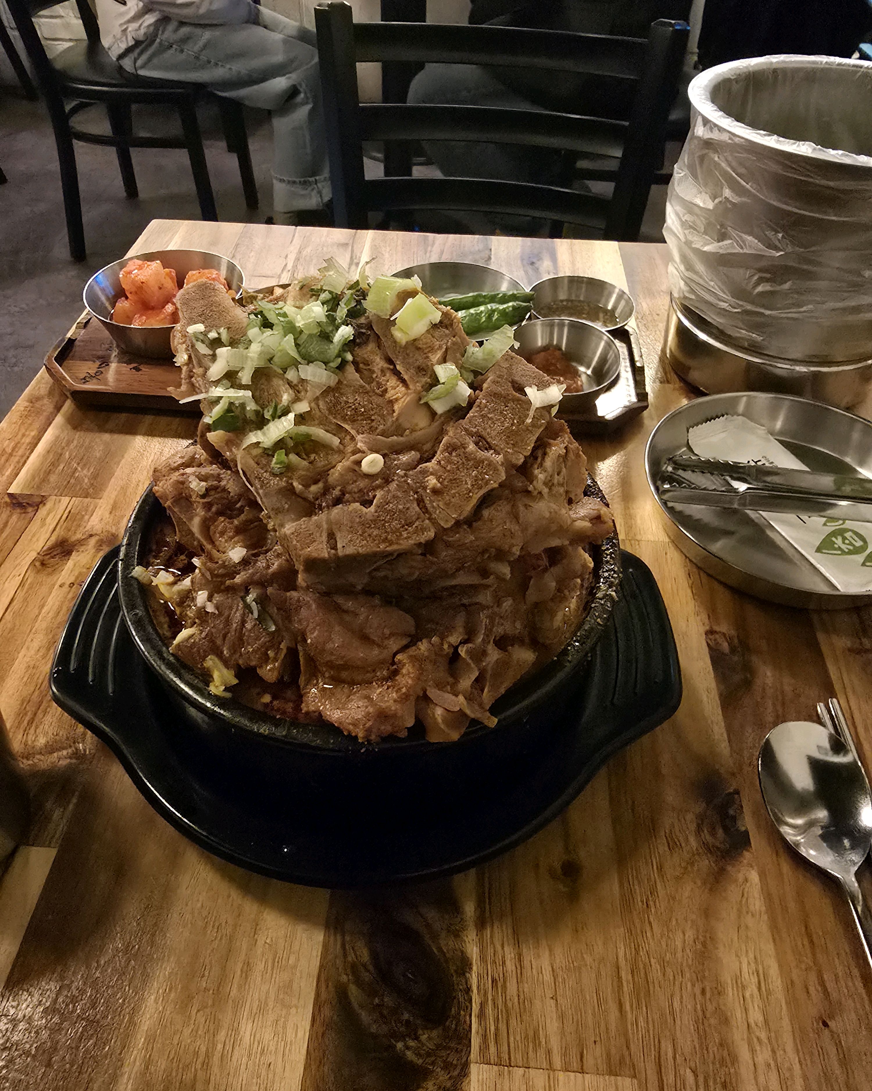 천호최고의뼈다귀 - 천호동 맛집 봉이뼈해장국