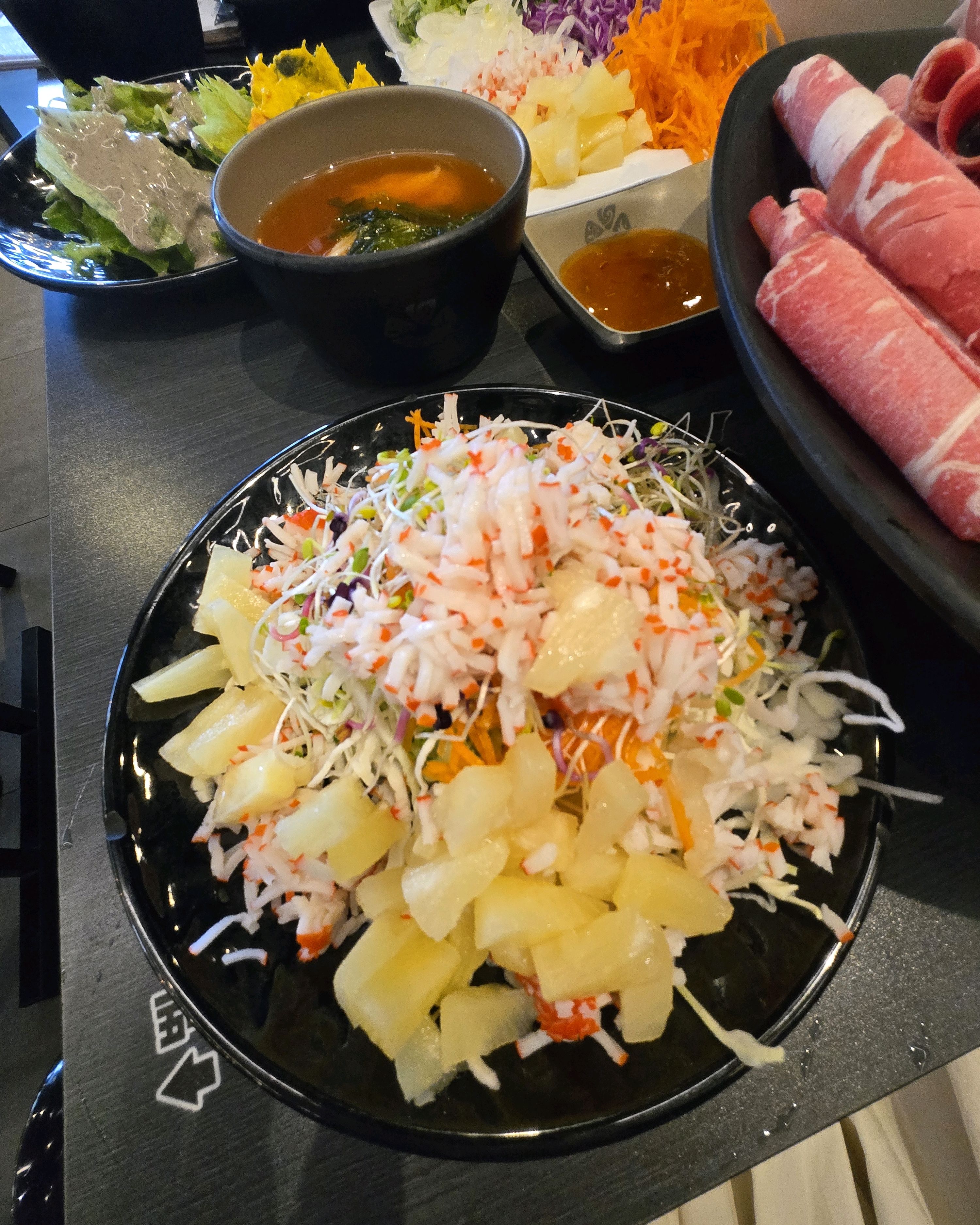 샤브샤브는 모니모니해도 소담촌이 최고인거같애요^^ 너무맛있어요^^ 고기도맛있고 야채 무진장