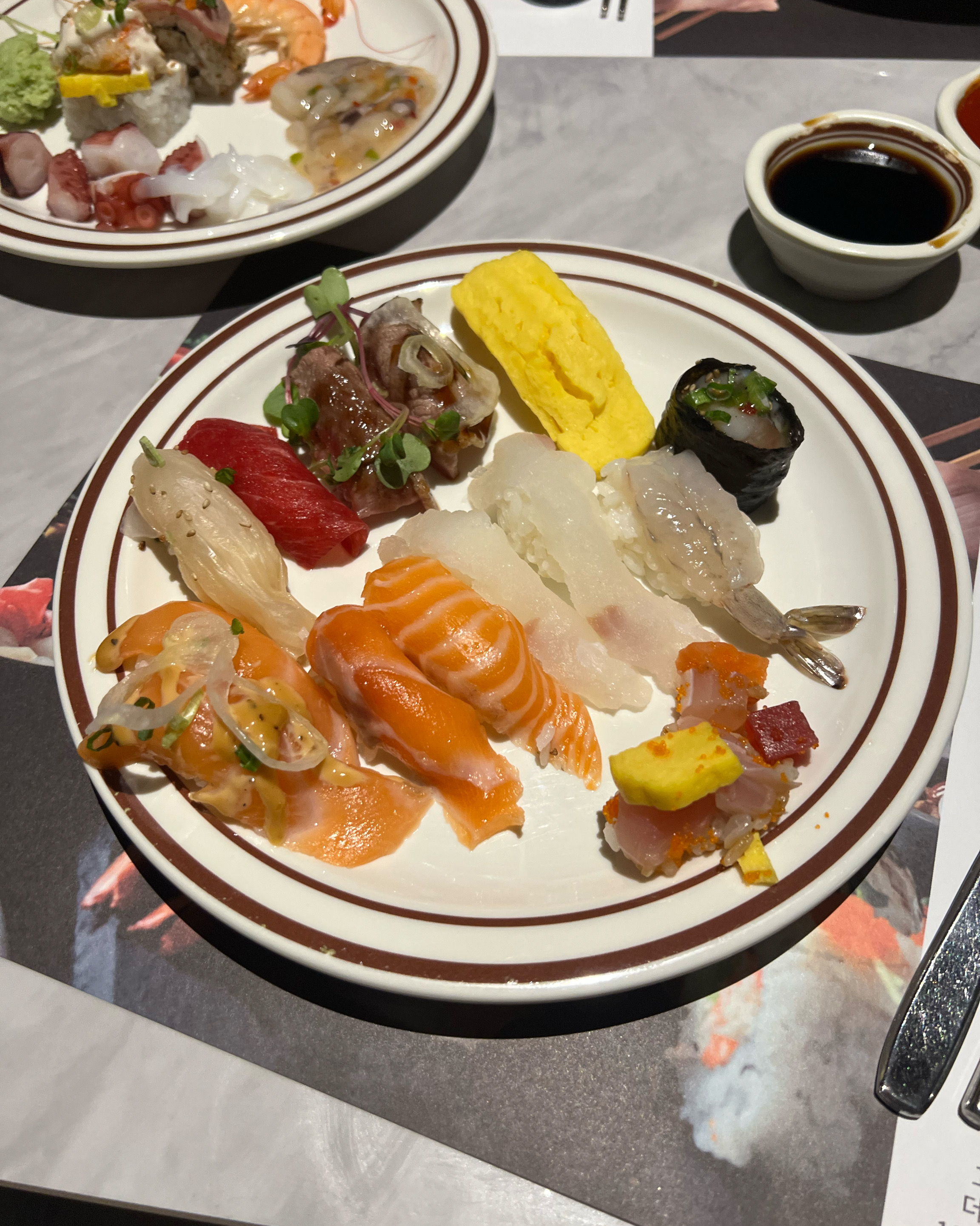 인테리어도 깔끔하고 - 신대방 맛집 고메스퀘어 신대방점