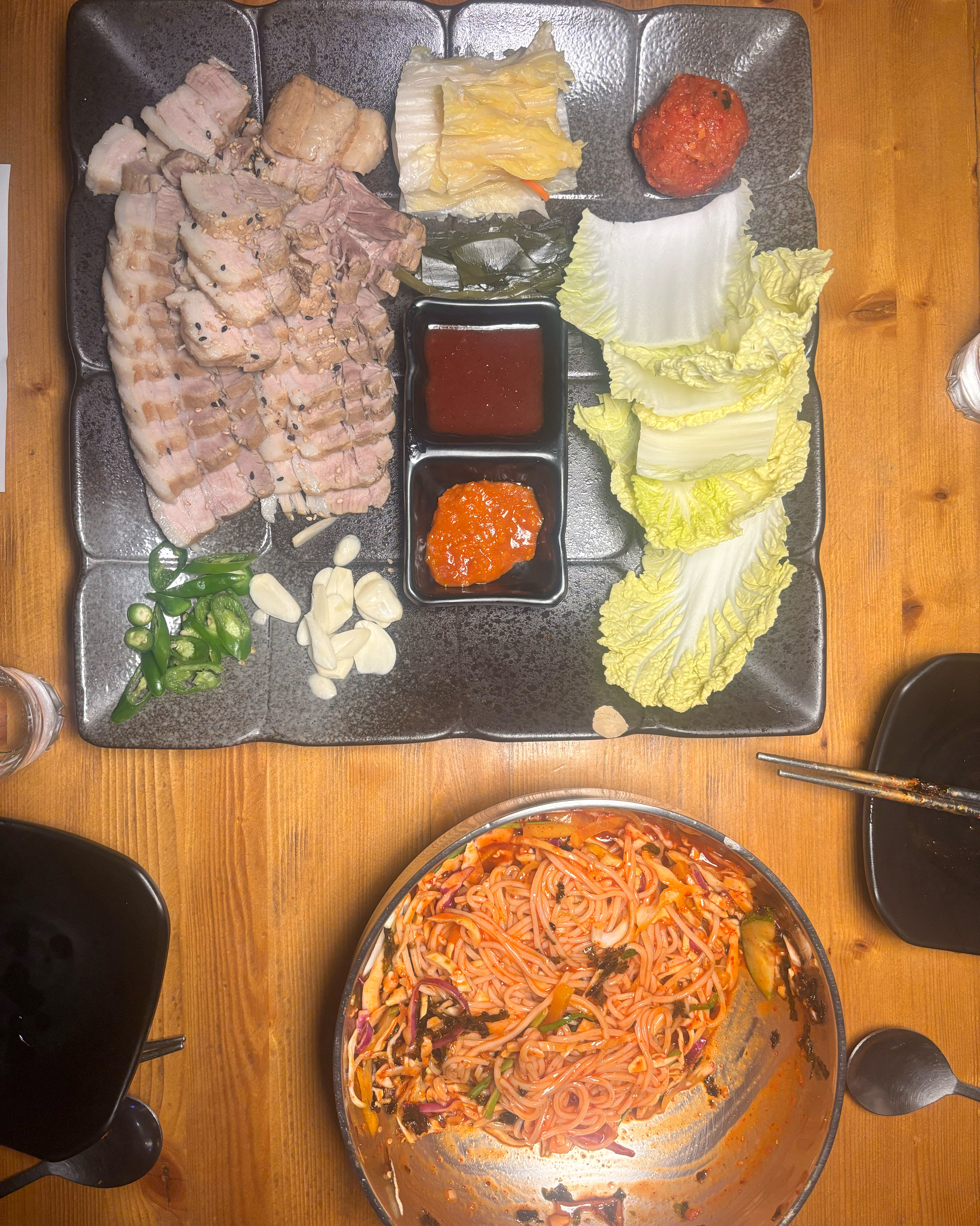 신랑이랑 금요일 저녁 술 한잔하러 대동국수에 왔어요 - 불당동 맛집 대동국수 천안불당점
