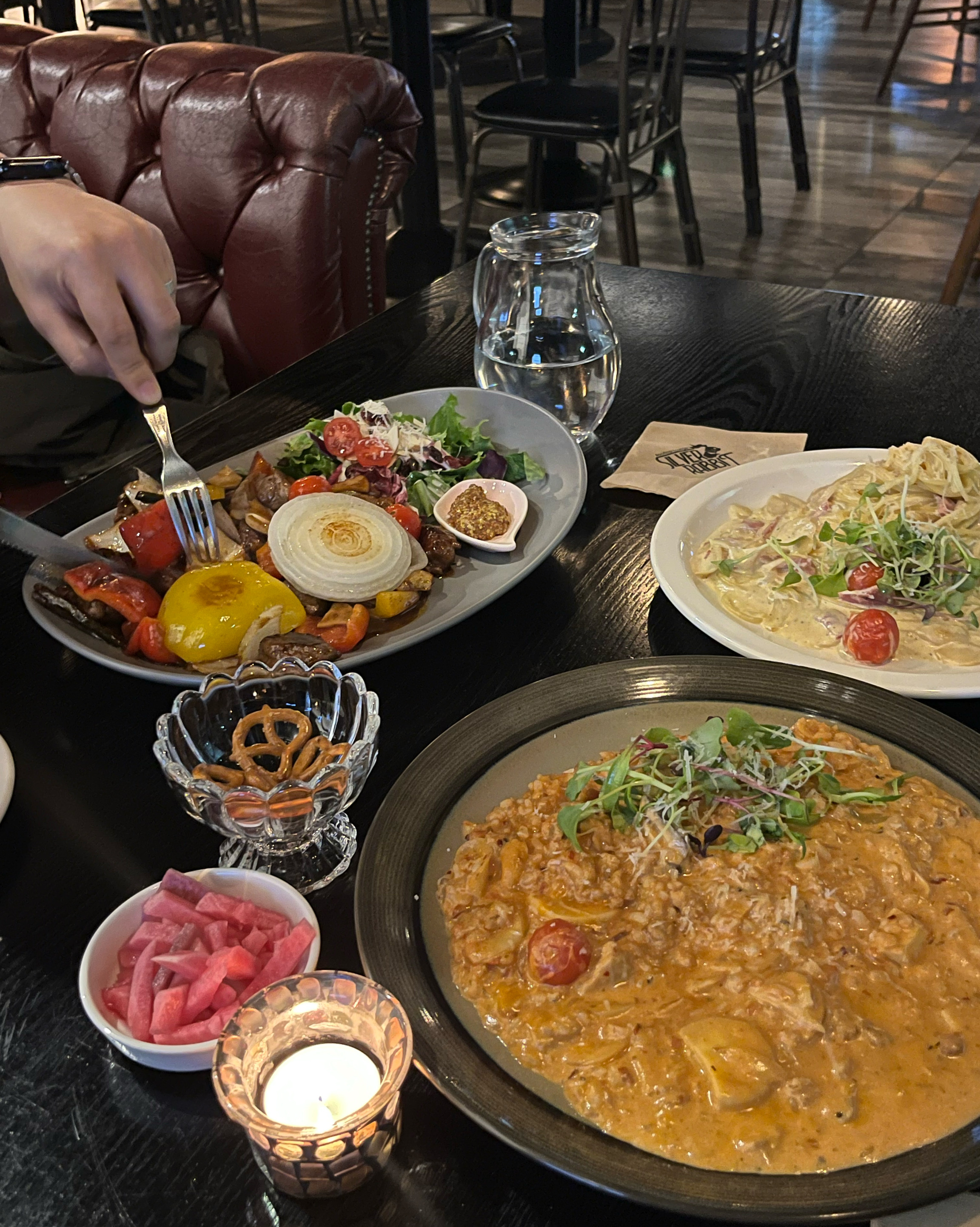 너무 맛있고 인테리어가 너무 멋져요 - 불당동 맛집 실버래빗