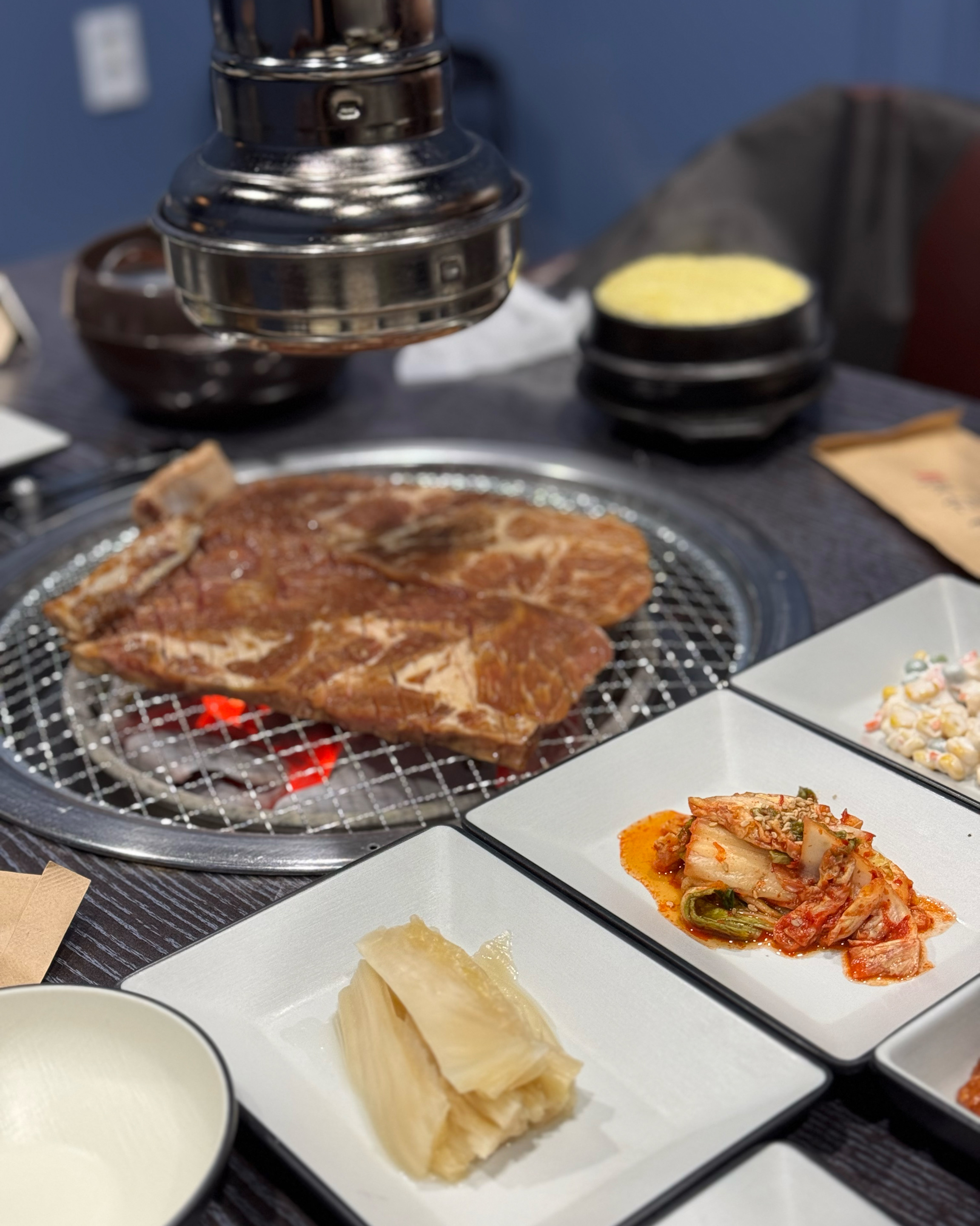 룸이 깔끔하게 잘 되어 있어서 반려동물과 편하게 식사 할 수 있어서 정말 좋아요~!기본으로