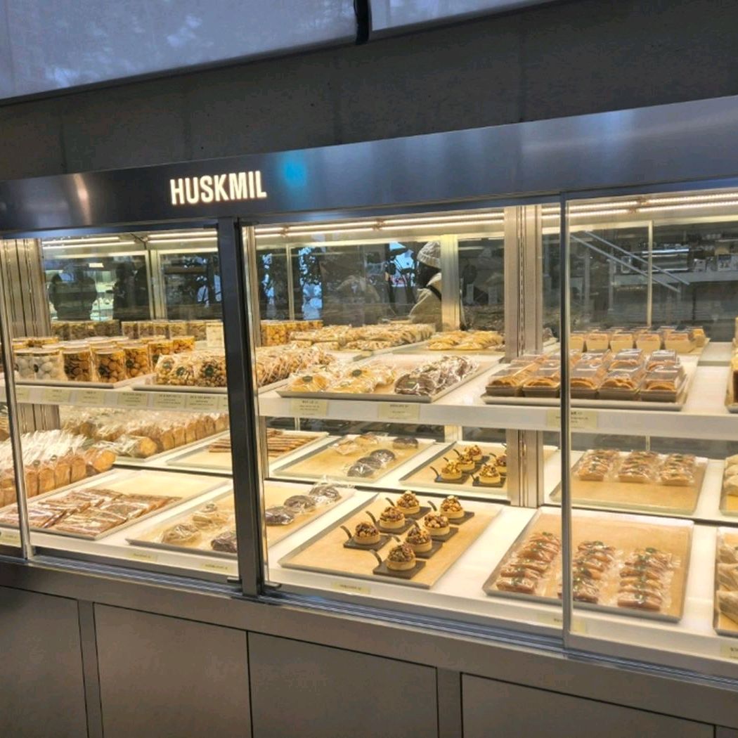 인절미크림라떼 자주 찾는데 겨울에만 맛볼 수 있는 시즌 한정 메뉴라 더 맛있게 느껴지는듯