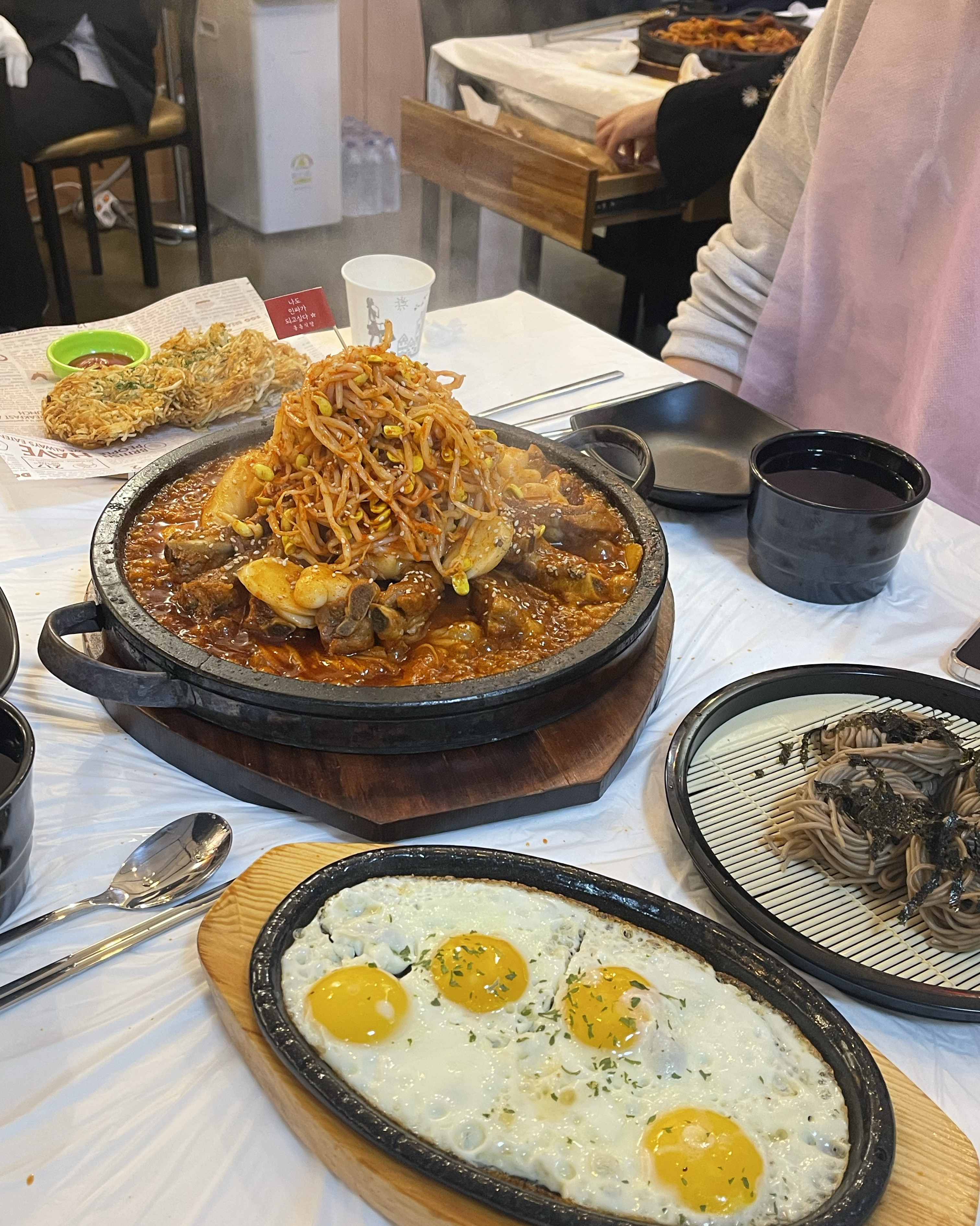 [김해 맛집 홍홍식당 김해율하본점] 직접 가본 로컬 리뷰
