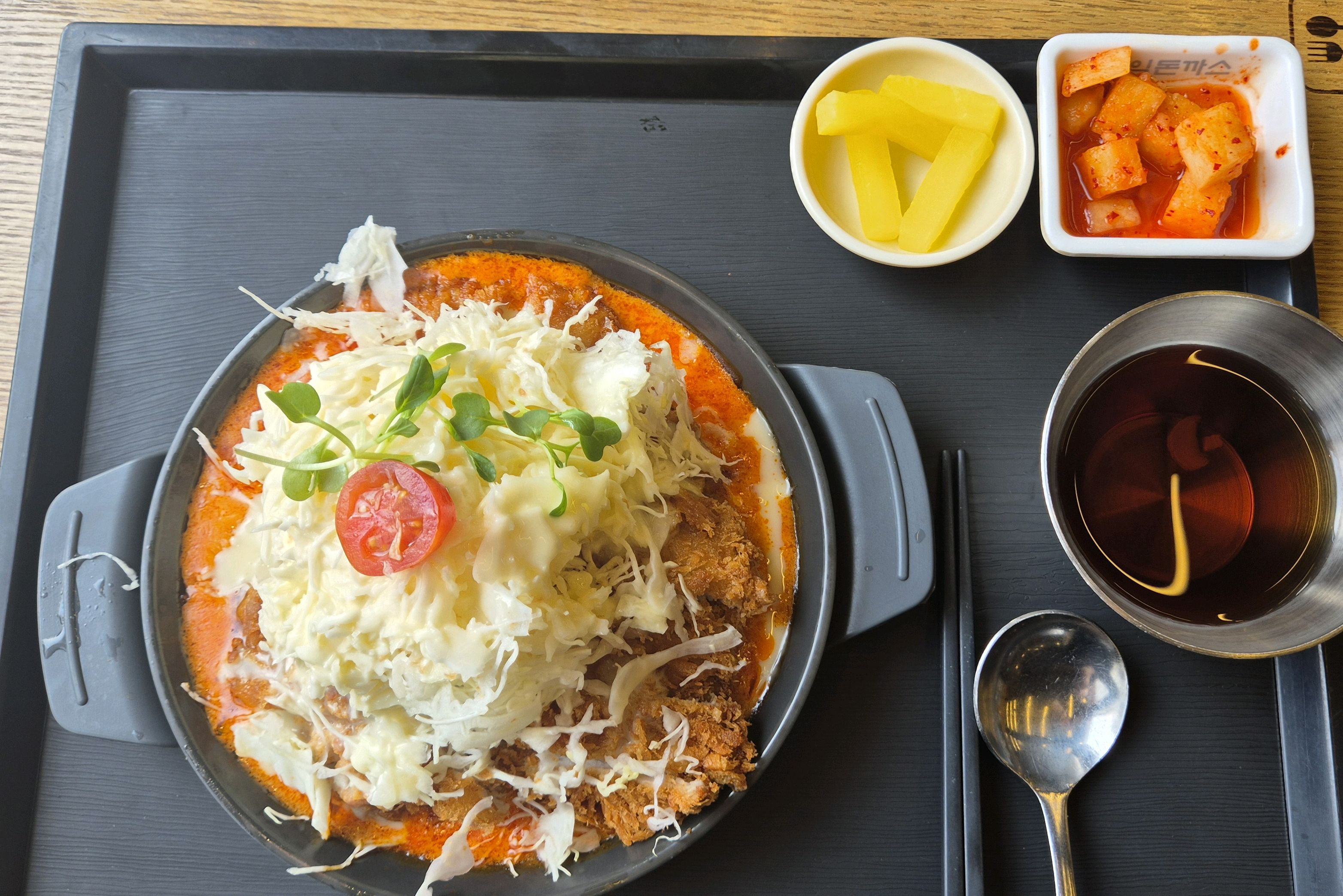 이 돈까스가 너무 먹고싶어서 왔어요 - 운양동 맛집 홍익돈까스 김포운양점