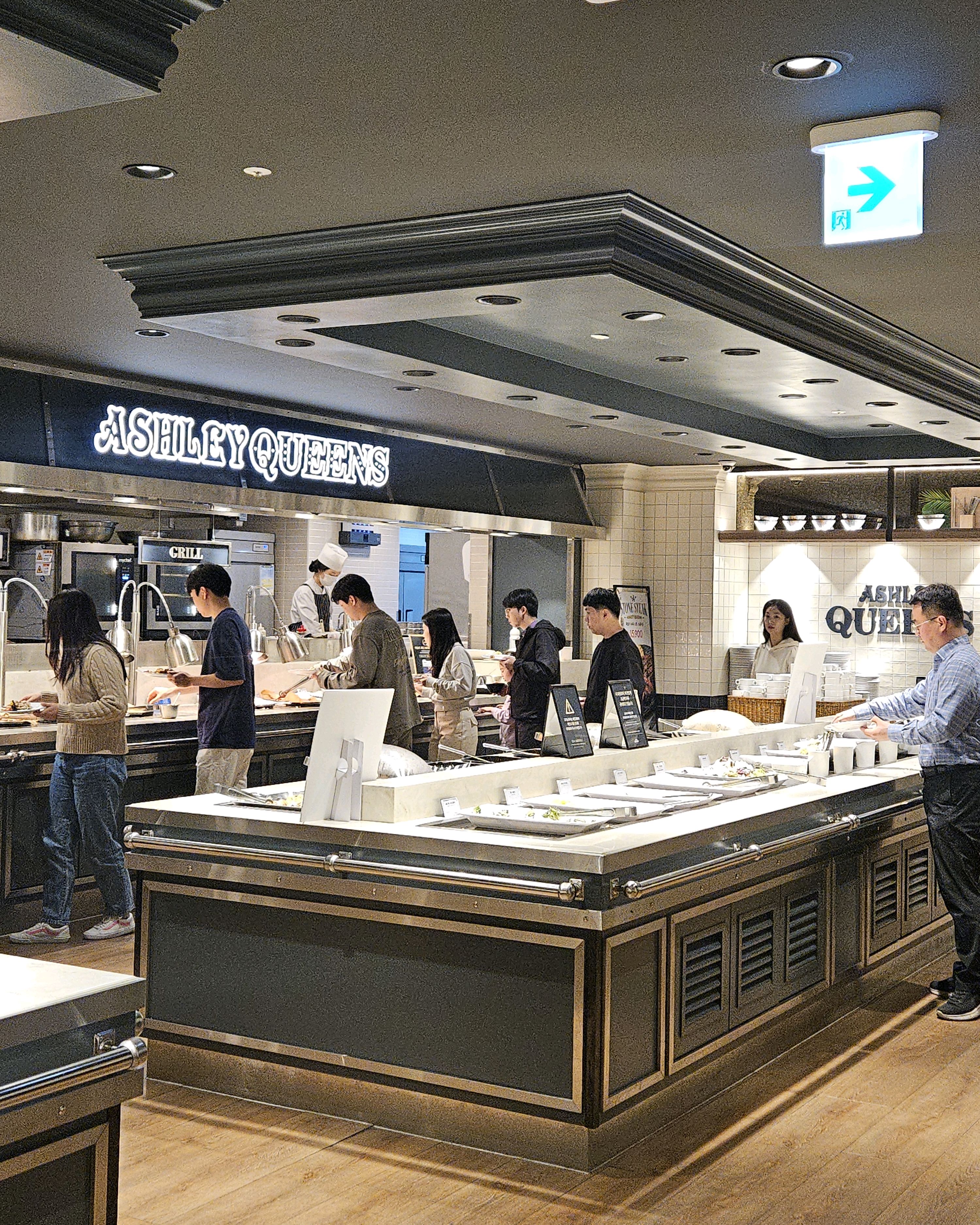9시종료인데 늦게가서 별로 못먹어서 좀아쉬웠지만 - 강남역 맛집 애슐리퀸즈 강남역점