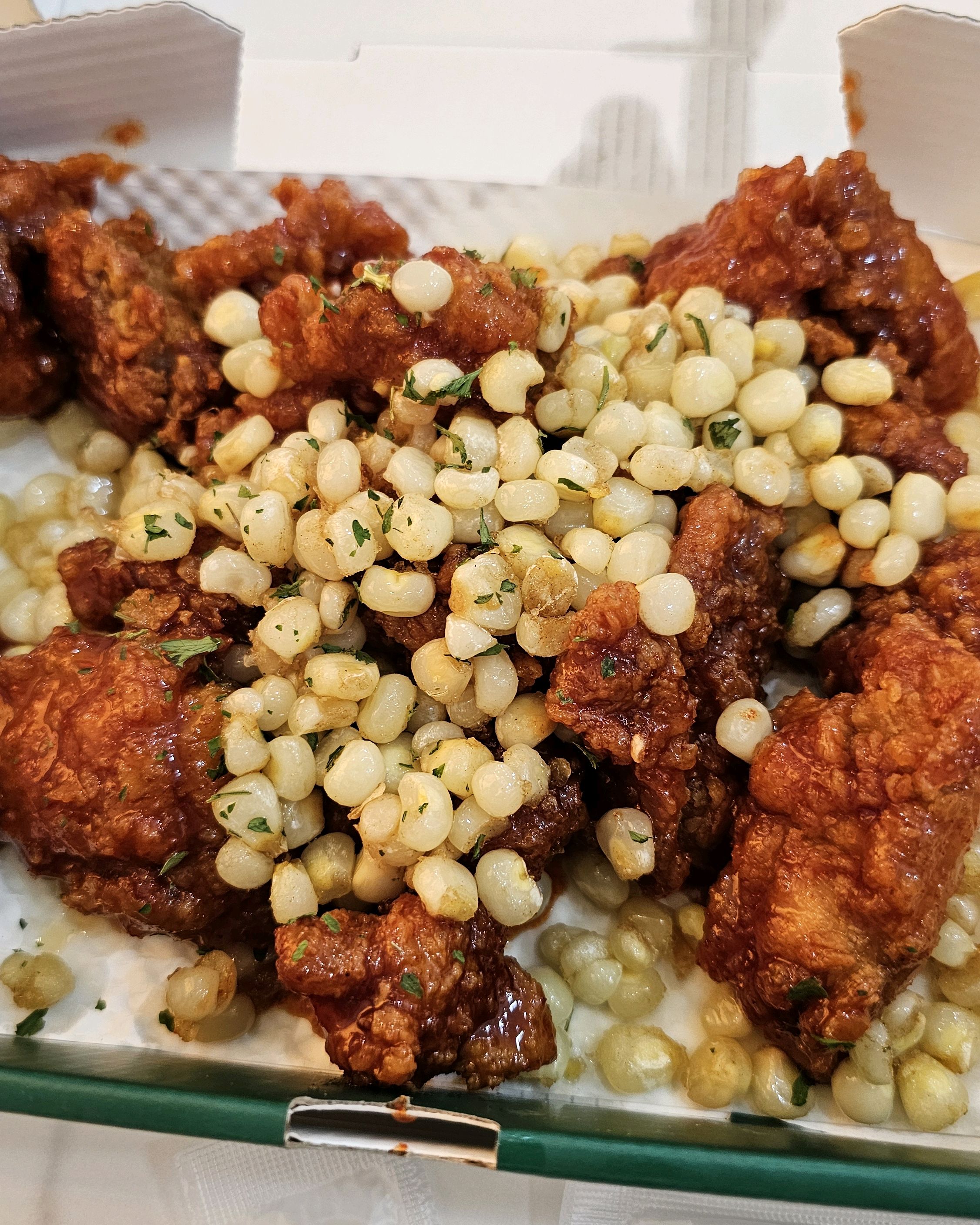 닭강정 맛도리네요!!! 옥수수도 맛나도 누릉지도 엄청 바삭해서 너무 멋있어요 - 경포대 맛집 강릉닭강정