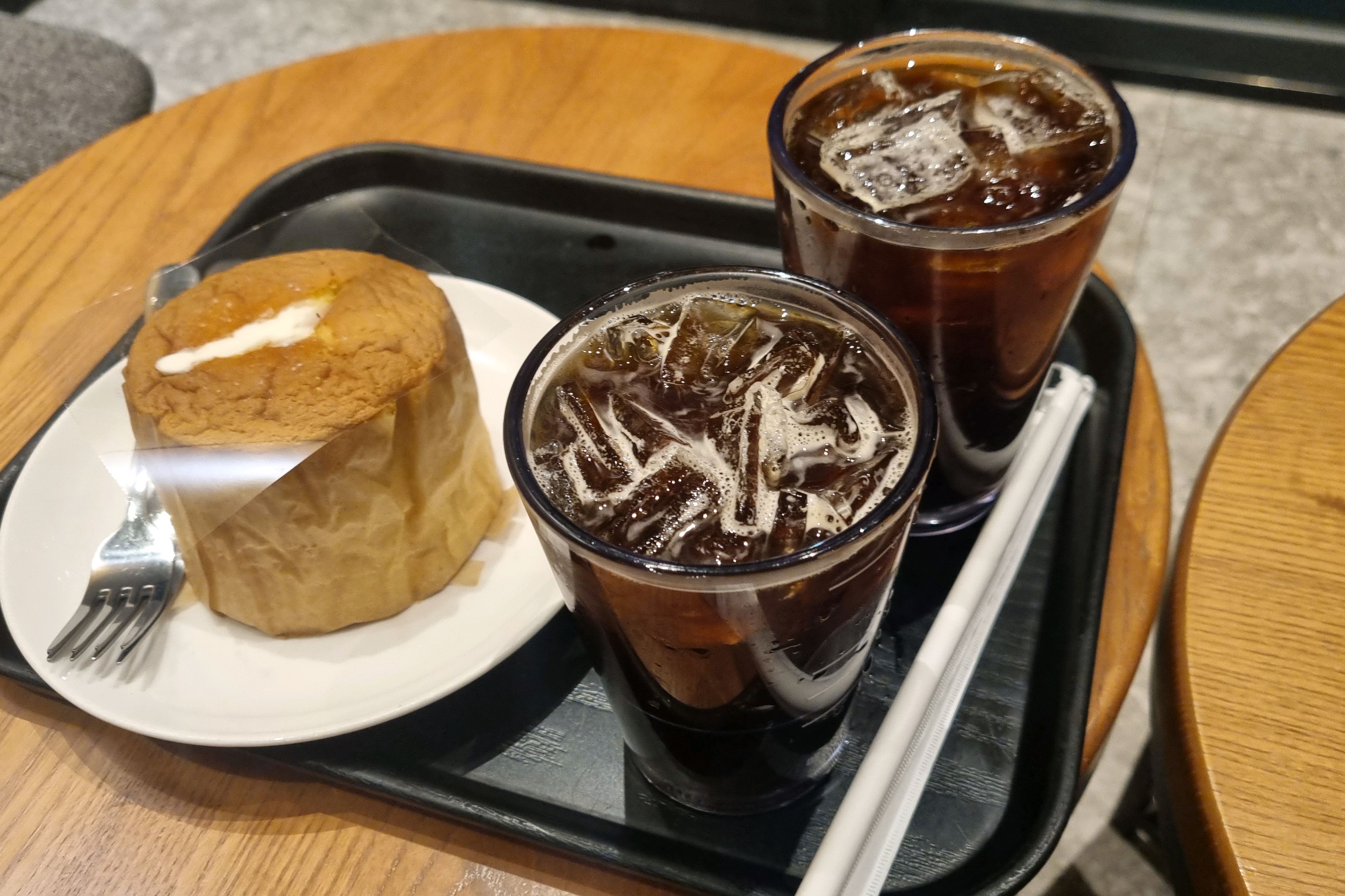 불당 DT점 늦게까지 영업해서 좋아요~ ㅎㅎ - 불당동 맛집 스타벅스 천안불당DT점