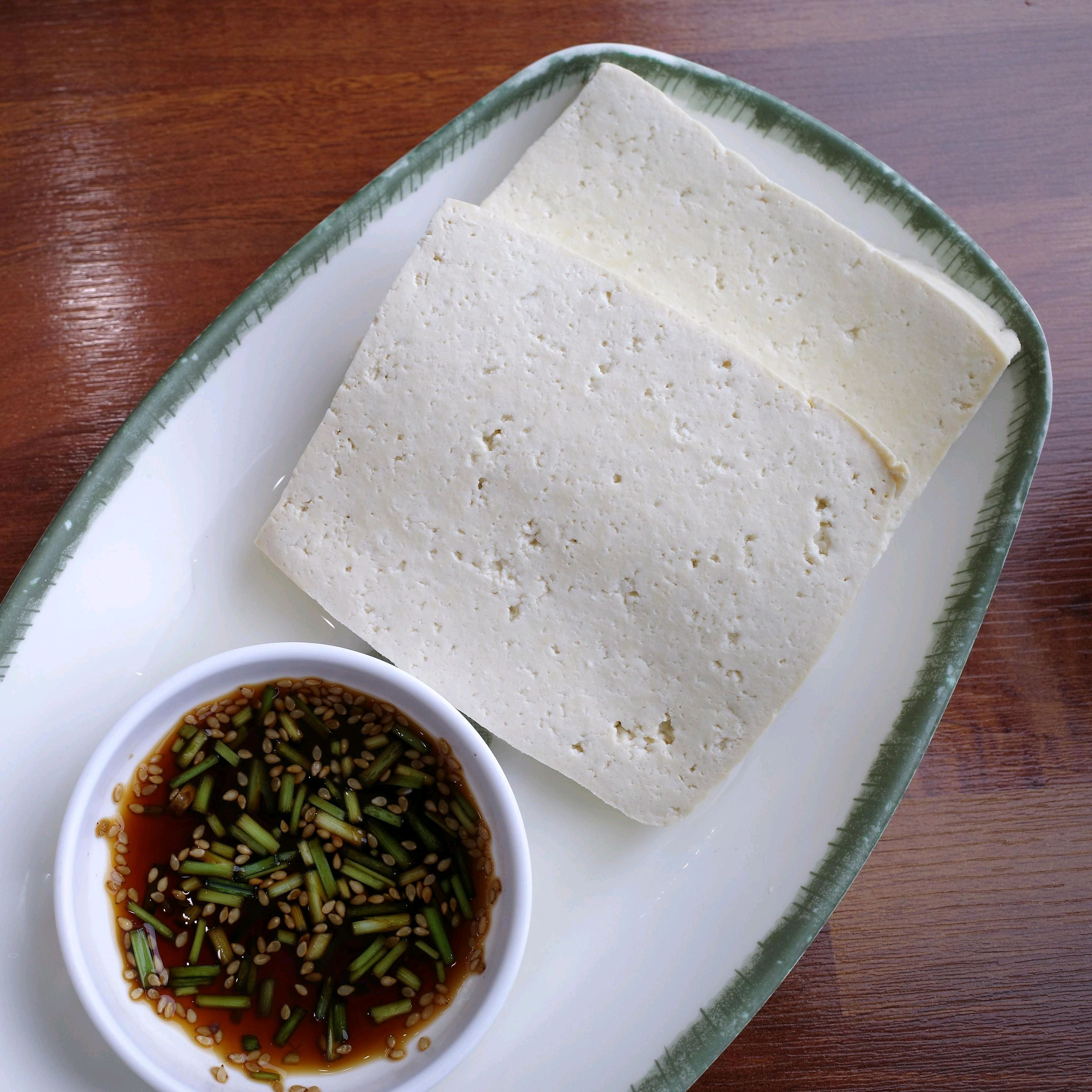 짬뽕순두부 너무 맛있어요 해산물이 신선하고 순두부도 고소한 맛이 일품이에요 다음에 또 먹으