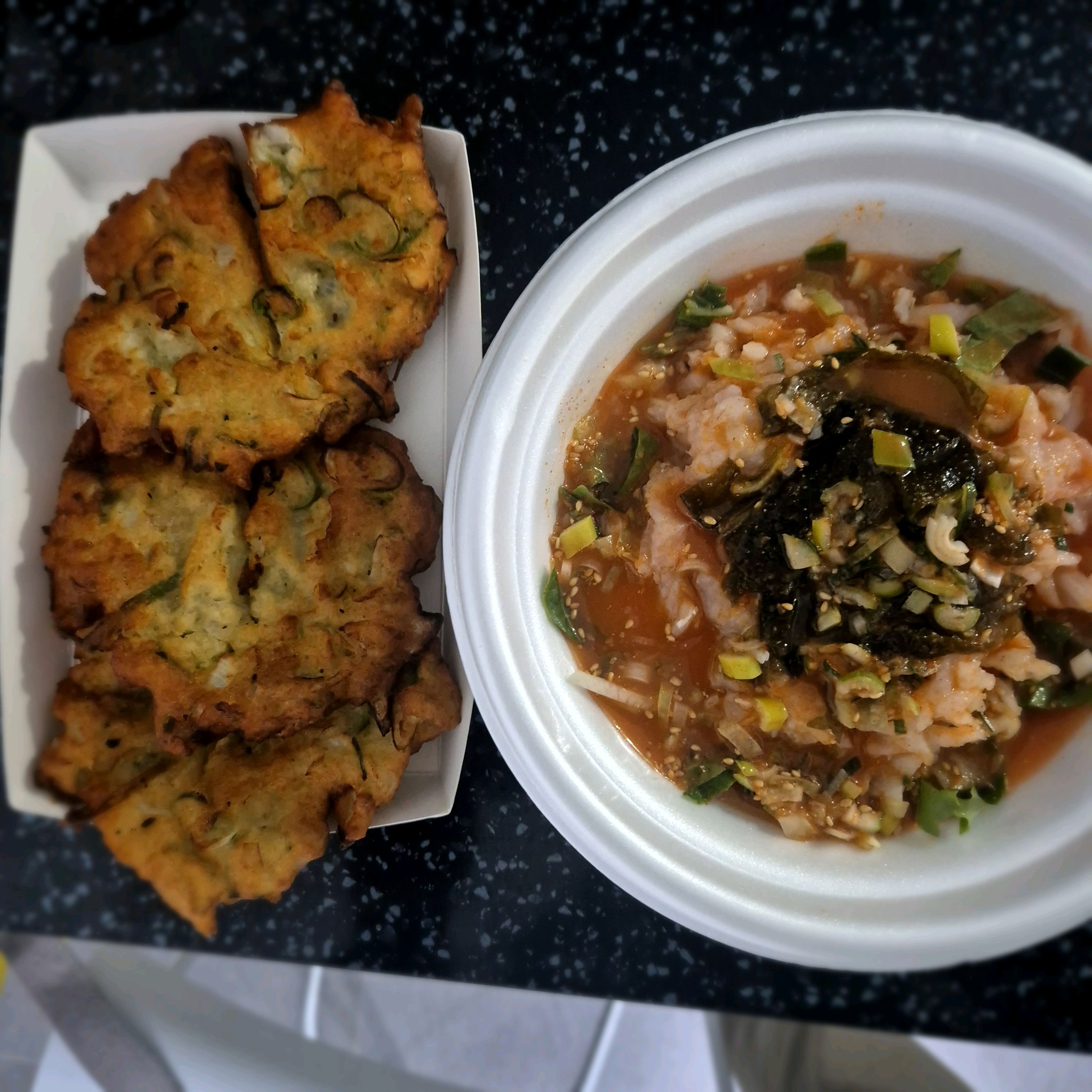 아이와 함께 방문했는데 사장님이 너무 친절하시고 포장 기다리는동안 맛있는 냄세가 코를...