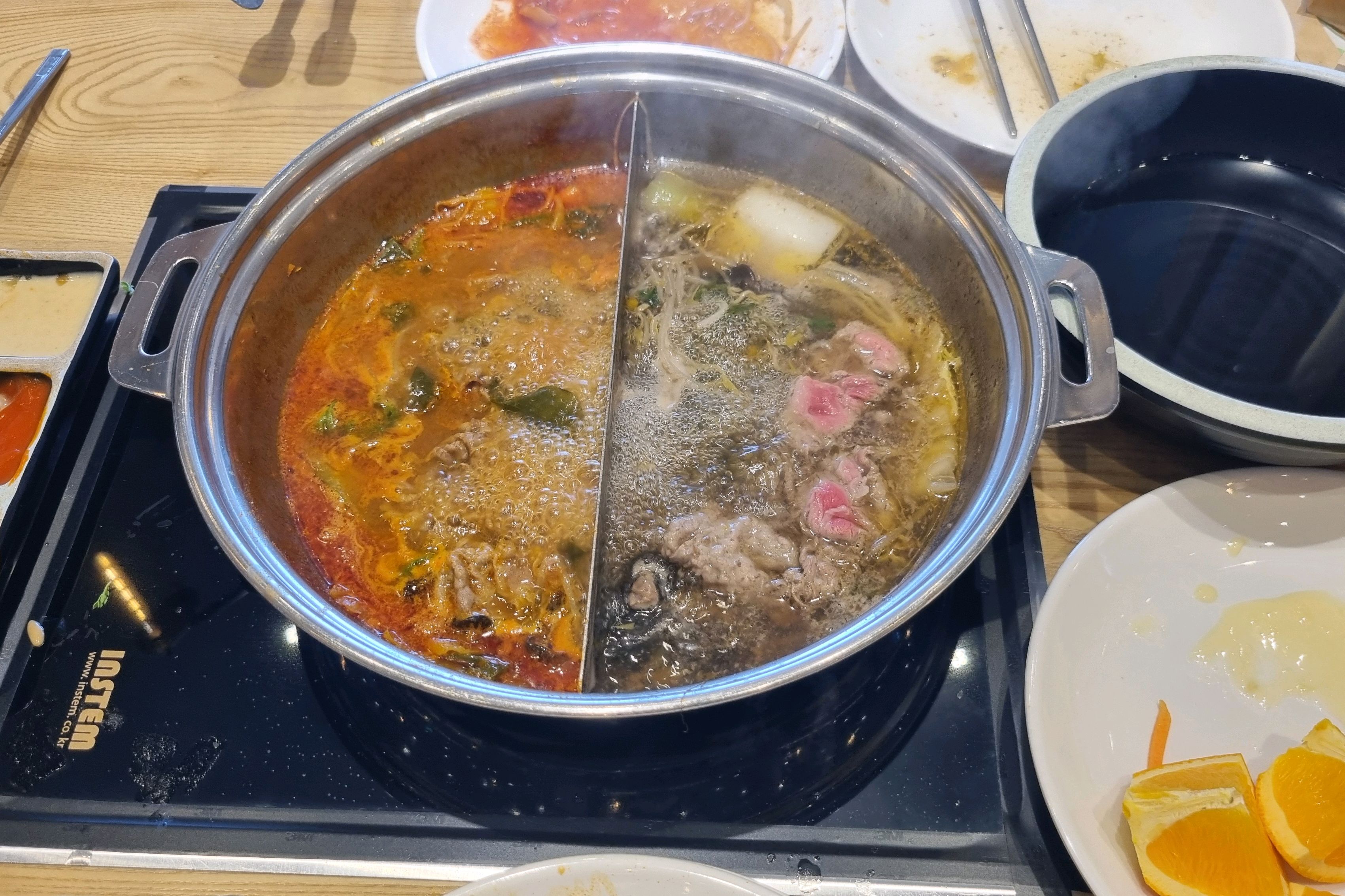 운정역앞 봄**대비 고기와 음료(매실,청량음료,탄산수)가 무한인것은 좋지만 저희처럼 야채파