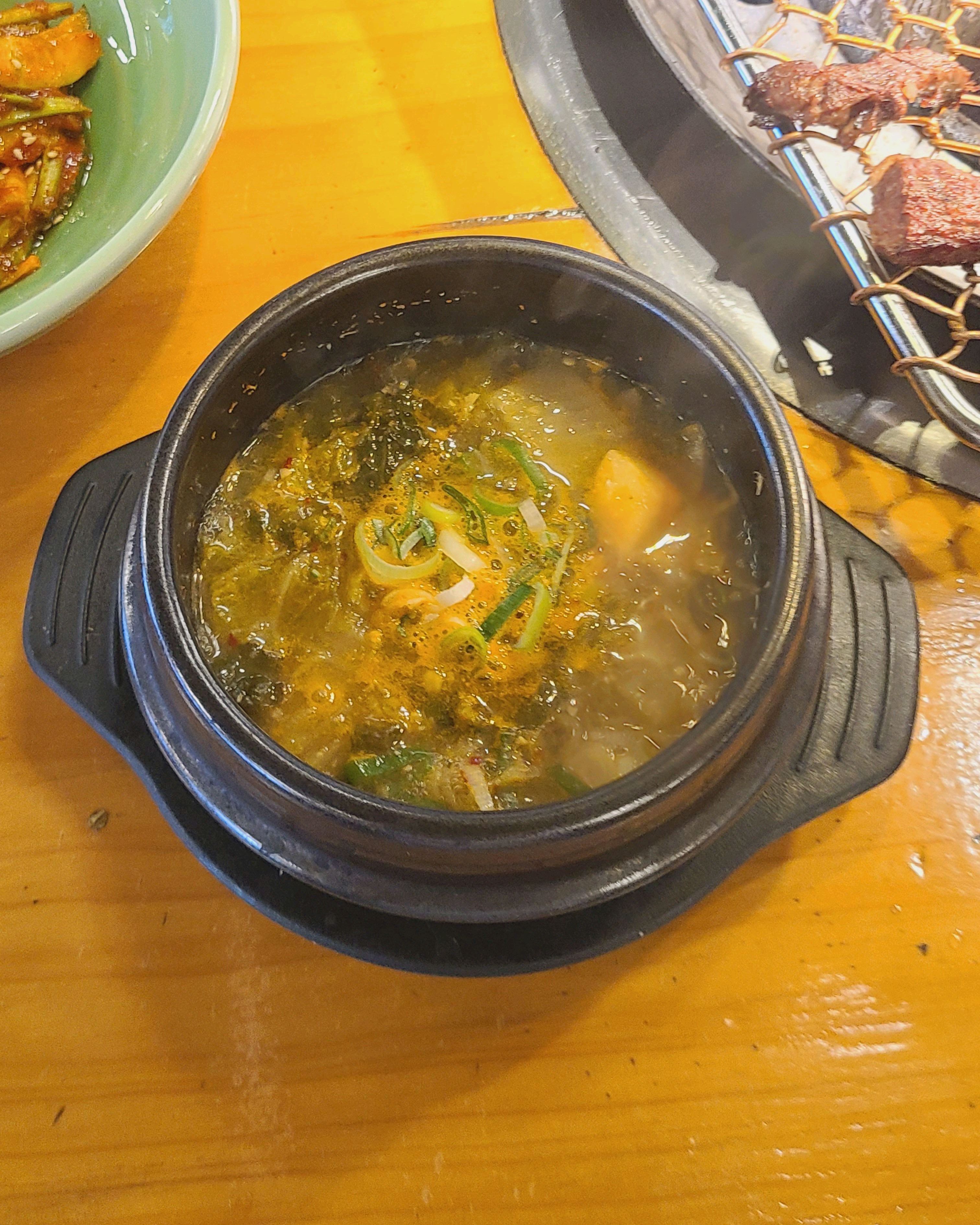 한우, 돼지갈비, 우대갈비, 오리 등 다양한 육류를 파는 바베큐광장 - 인천 맛집 바베큐광장