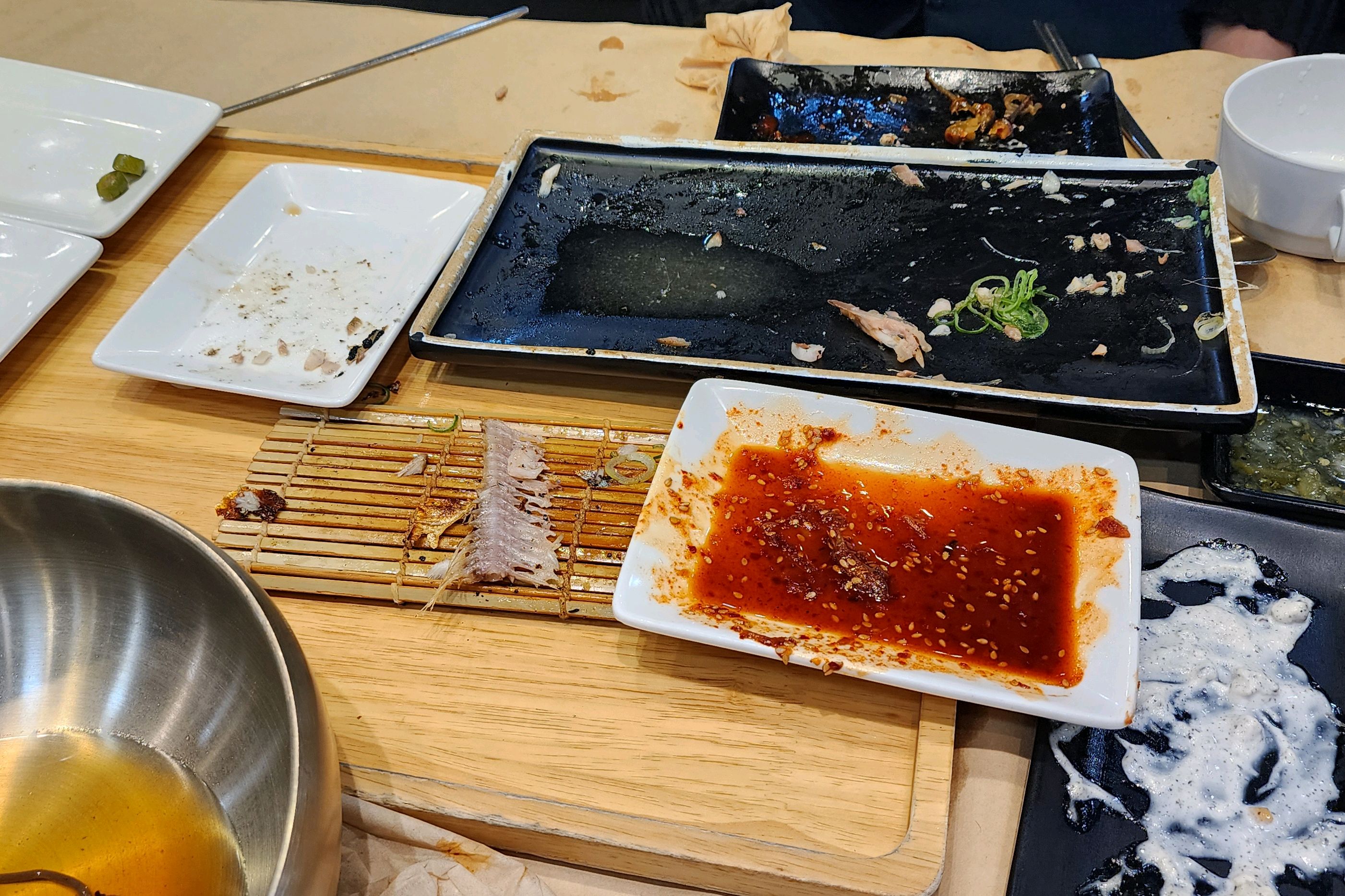 올때마다 너무 잘 먹고 가요 ㅎㅎ거릉 타선이 엊ㅅ음 완벽허게 비웠어요 - 대전 맛집 달빛에구운고등어 도마점