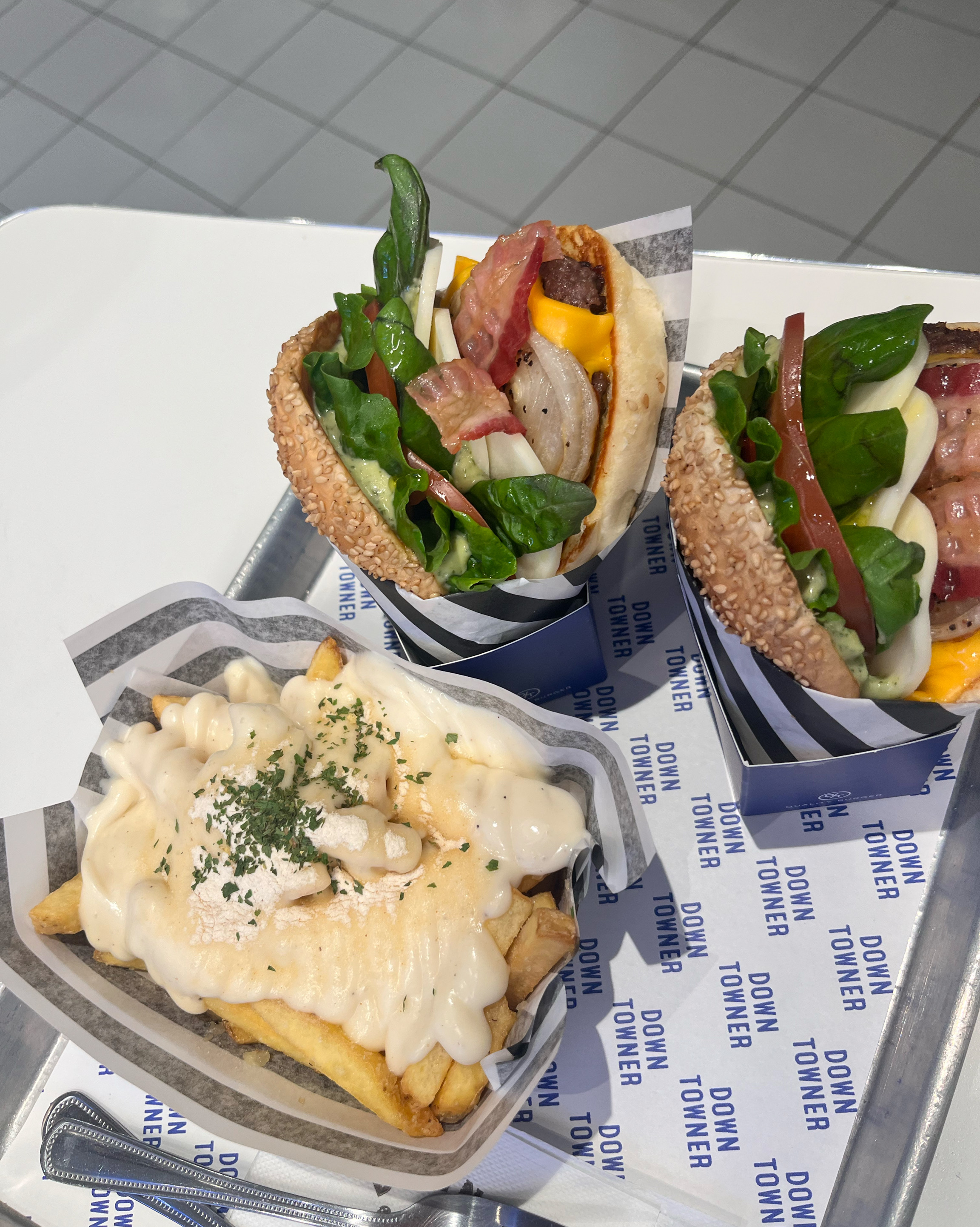 친구가 맛있다고 해서 왔습니다 너무 맛있어요❤️❤️❤️ - 대전 맛집 다운타우너 갤러리아 타임월드